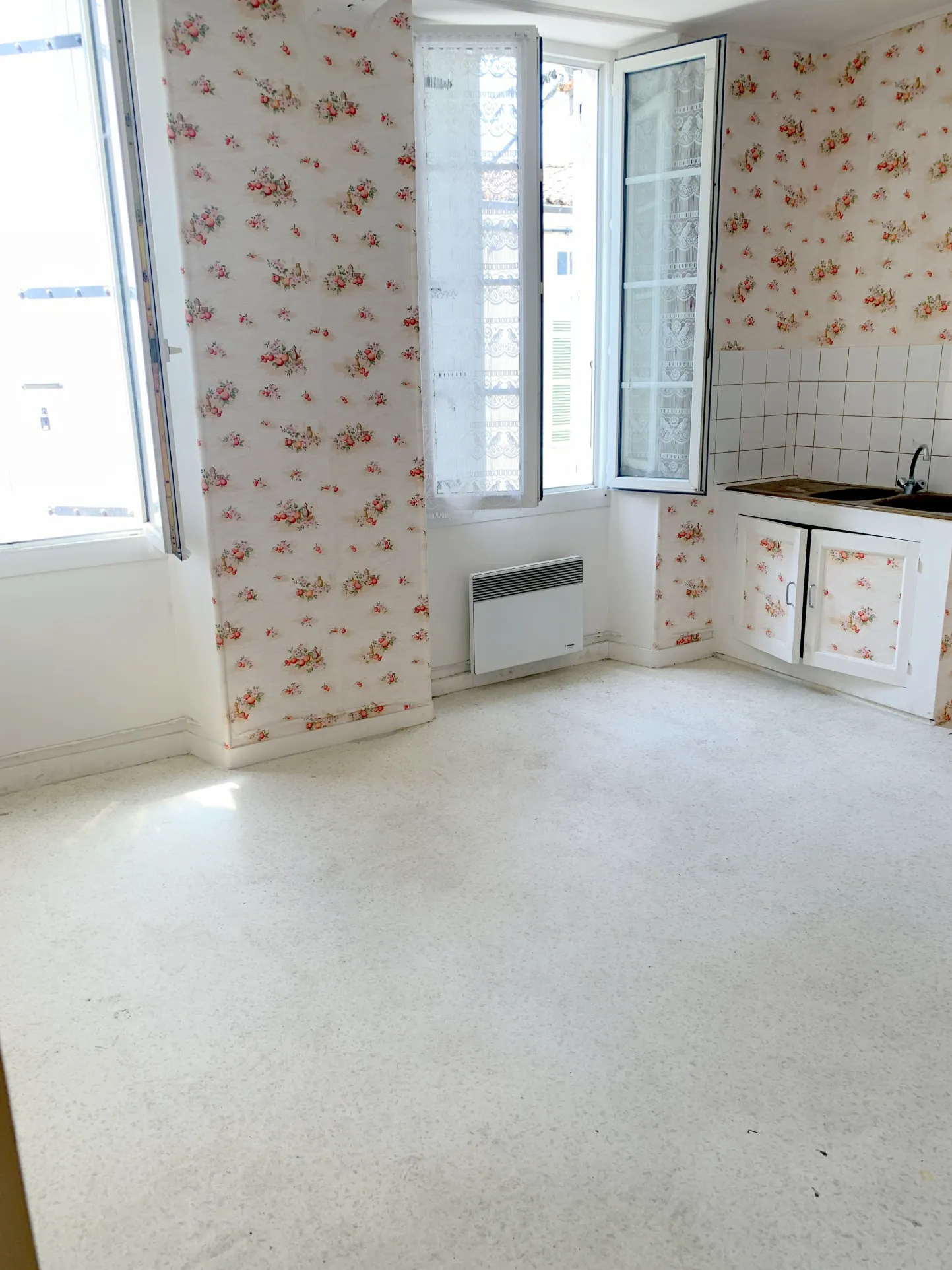 Maison de 180 m² à vendre à Matha en Charente-Maritime, région Nouvelle-Aquitaine