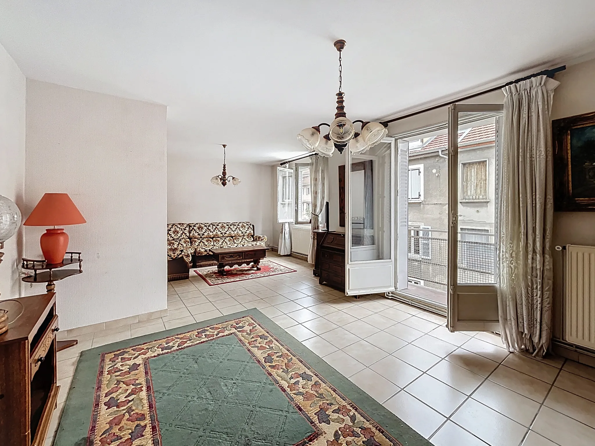 Appartement T3 à vendre à Grenoble - 67 m², Balcon et Parking - Idéal Investissement ou Résidence