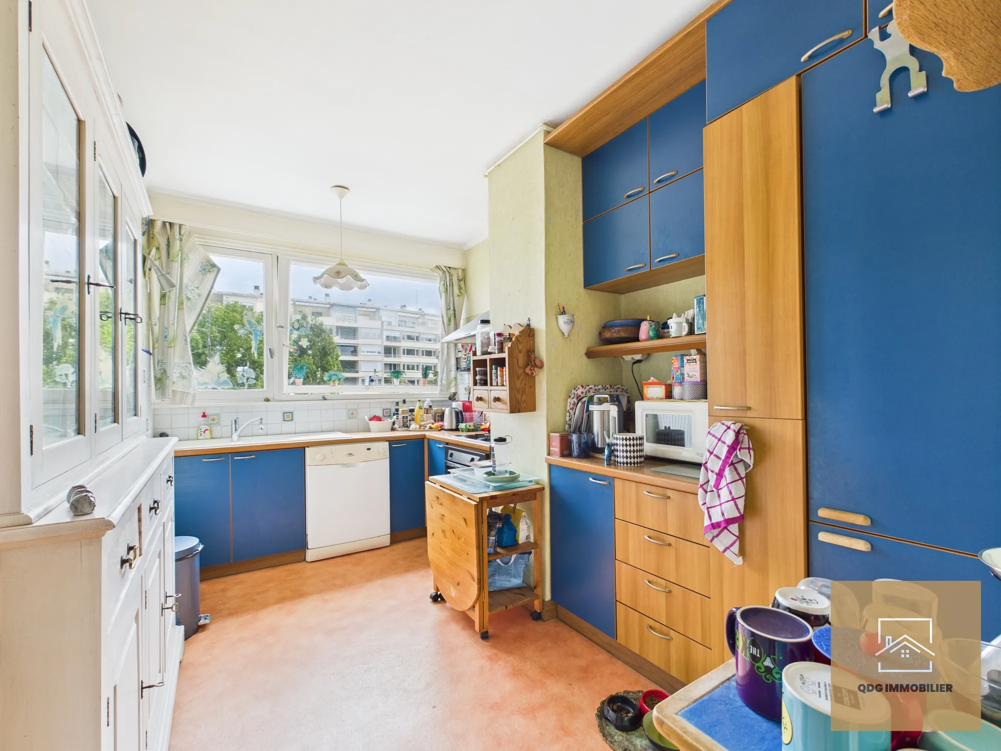 Appartement T4 luminosité exceptionnelle à Lille, Résidence Orsay, dernier étage avec balcon 