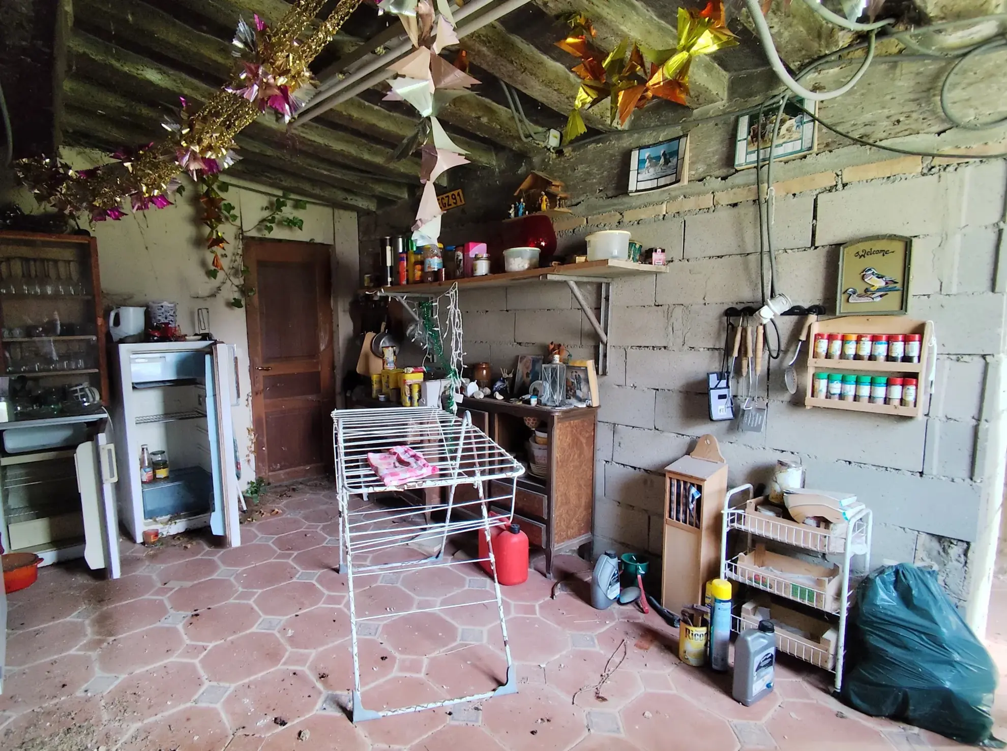 Belle villa F5 à Ledignan avec potentiel d'aménagement sur terrain de 1200 m² 