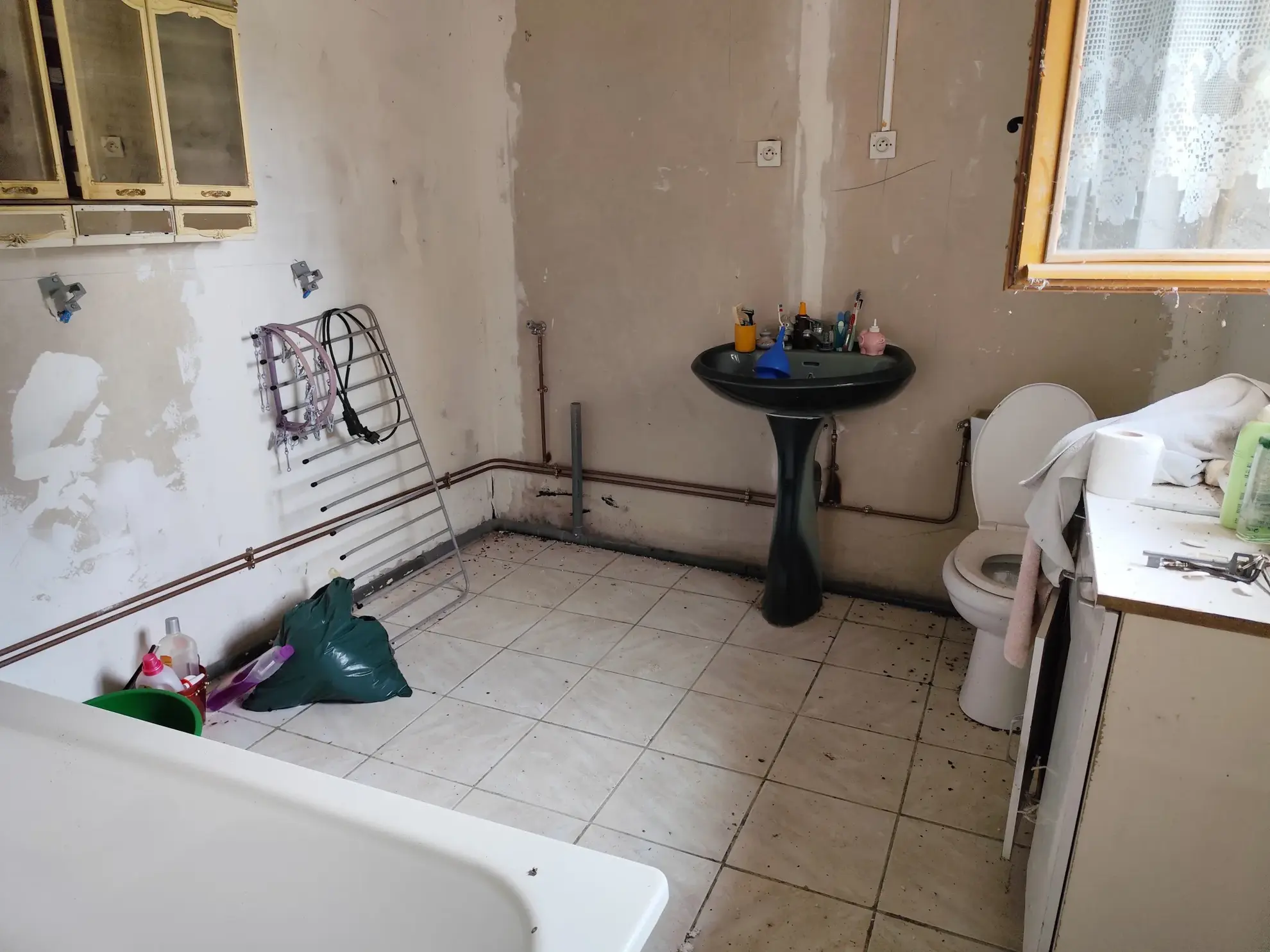 Belle villa F5 à Ledignan avec potentiel d'aménagement sur terrain de 1200 m² 