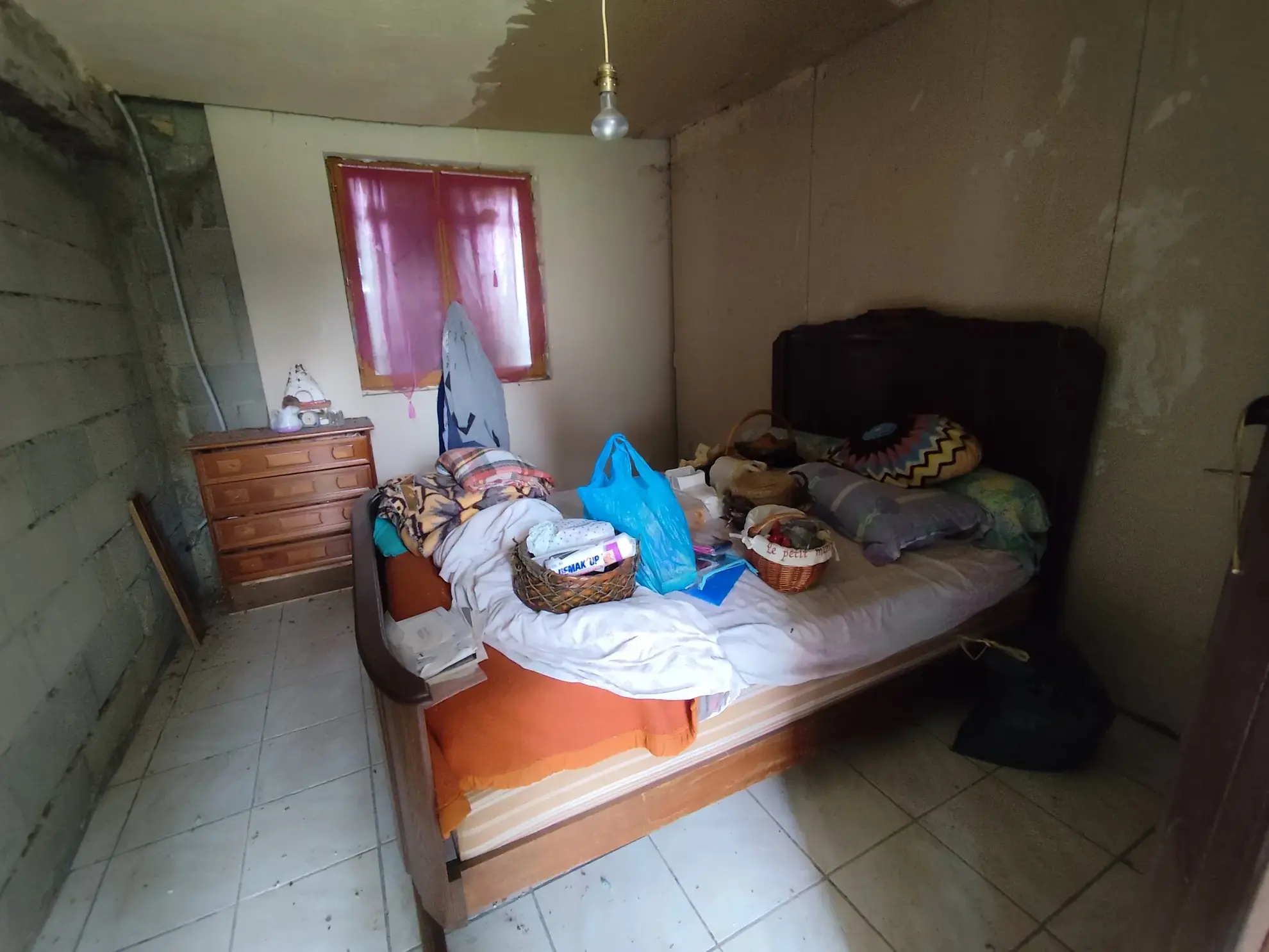 Belle villa F5 à Ledignan avec potentiel d'aménagement sur terrain de 1200 m² 