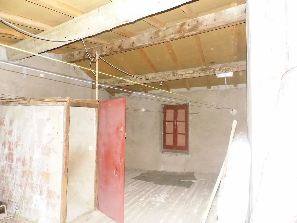 Maison de village avec garage à vendre dans le Minervois près de Narbonne 