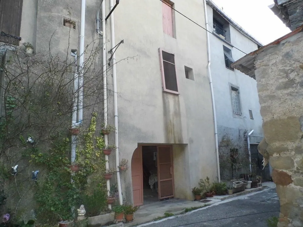 Maison de village avec garage à vendre dans le Minervois près de Narbonne 
