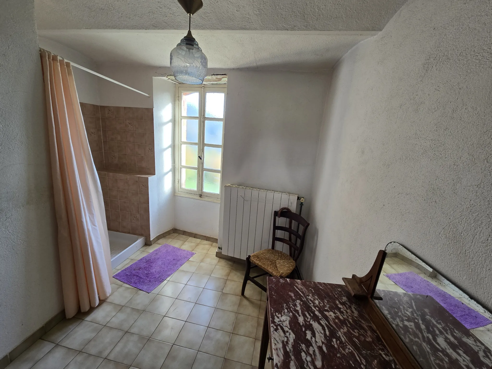 Charmante maison en pierre avec vue spectaculaire à Beaumont 