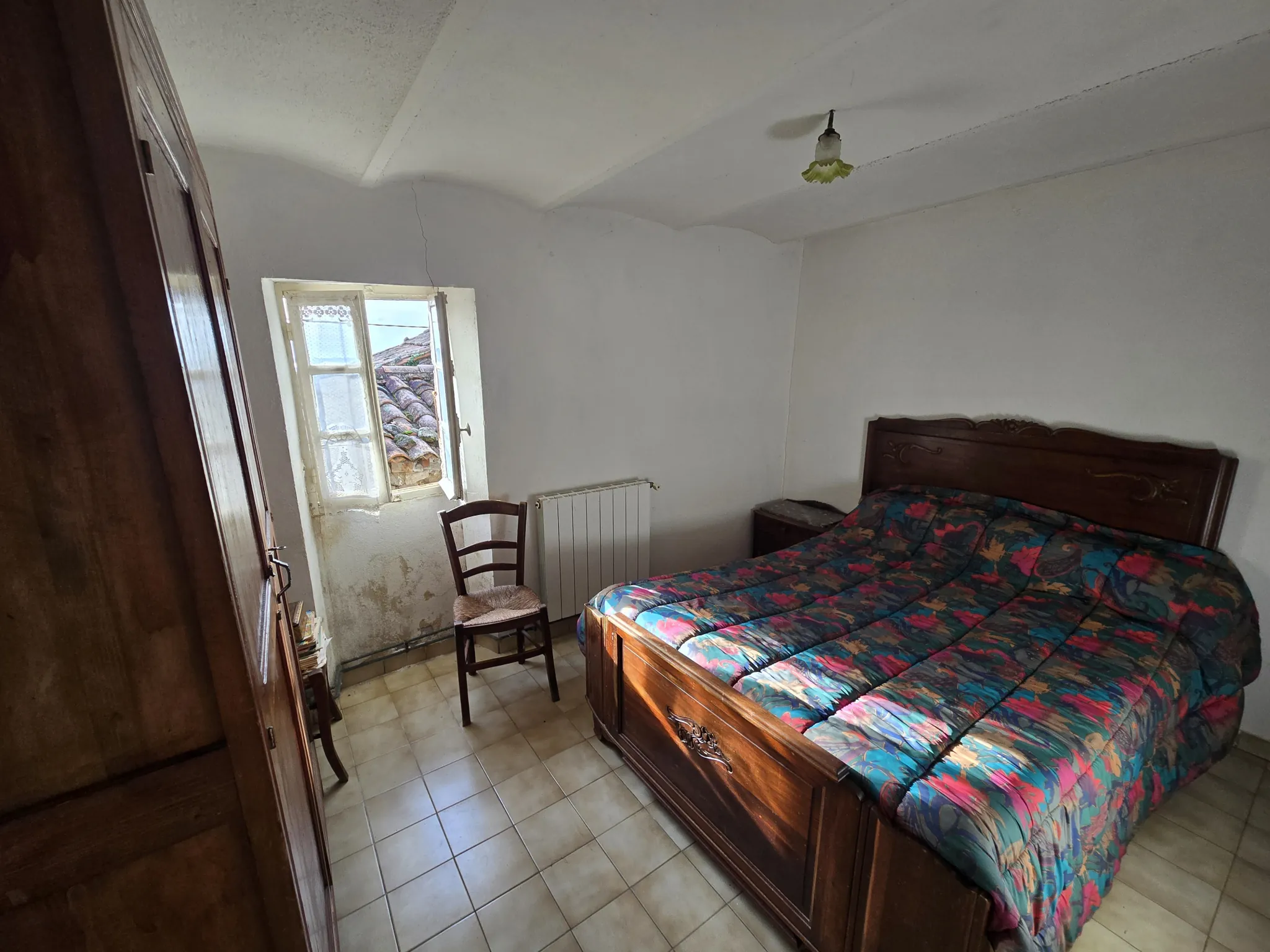 Charmante maison en pierre avec vue spectaculaire à Beaumont 