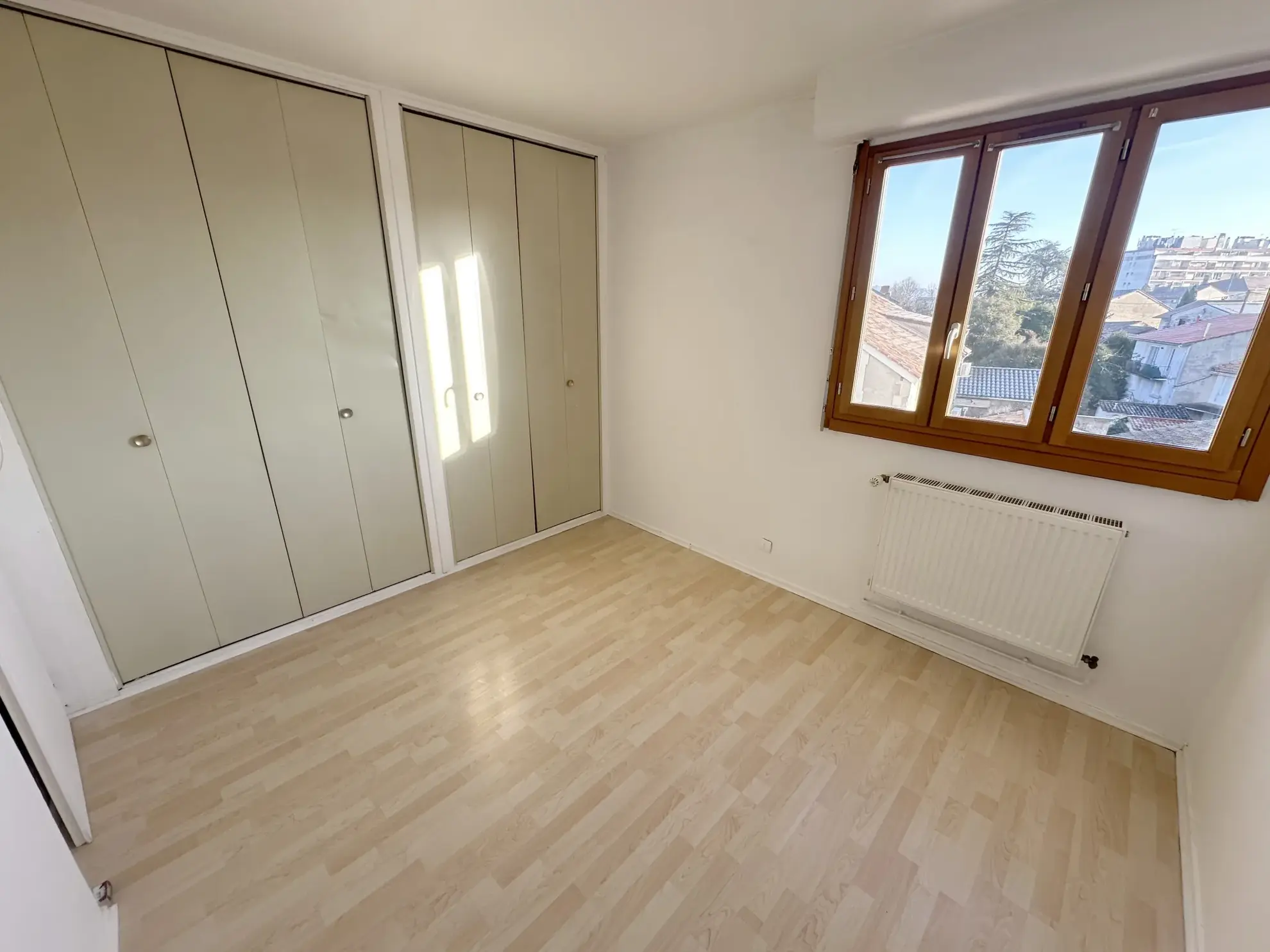 Appartement T2 à vendre à Marmande, centre-ville avec cave et parking 