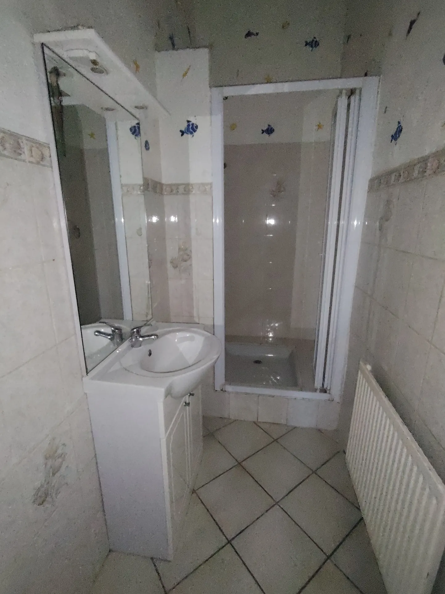 Maison mitoyenne à Lerouville avec terrasse et garage - Investissement locatif rentable 