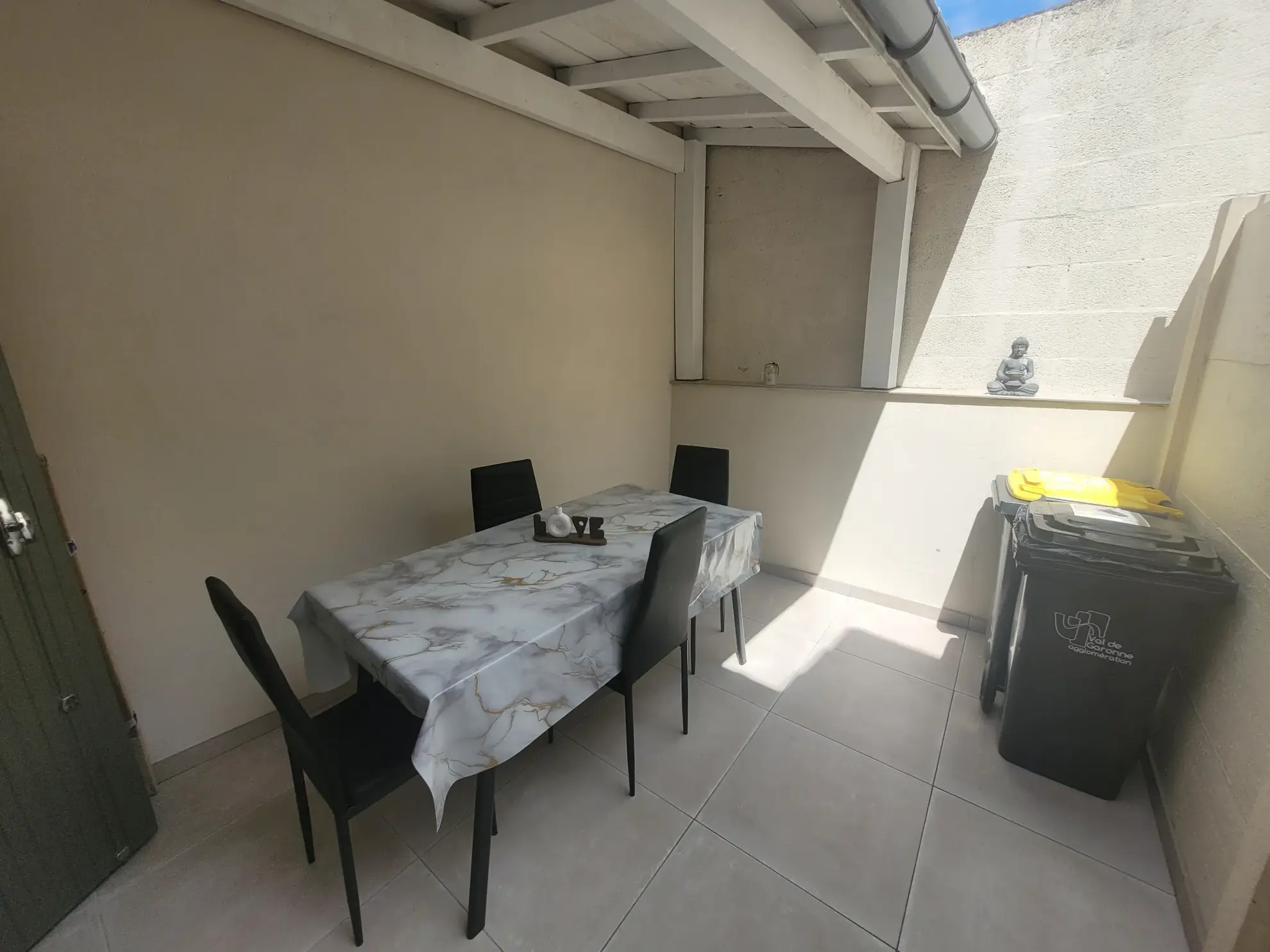 Petite maison rénovée en plein cœur de Marmande avec terrasse