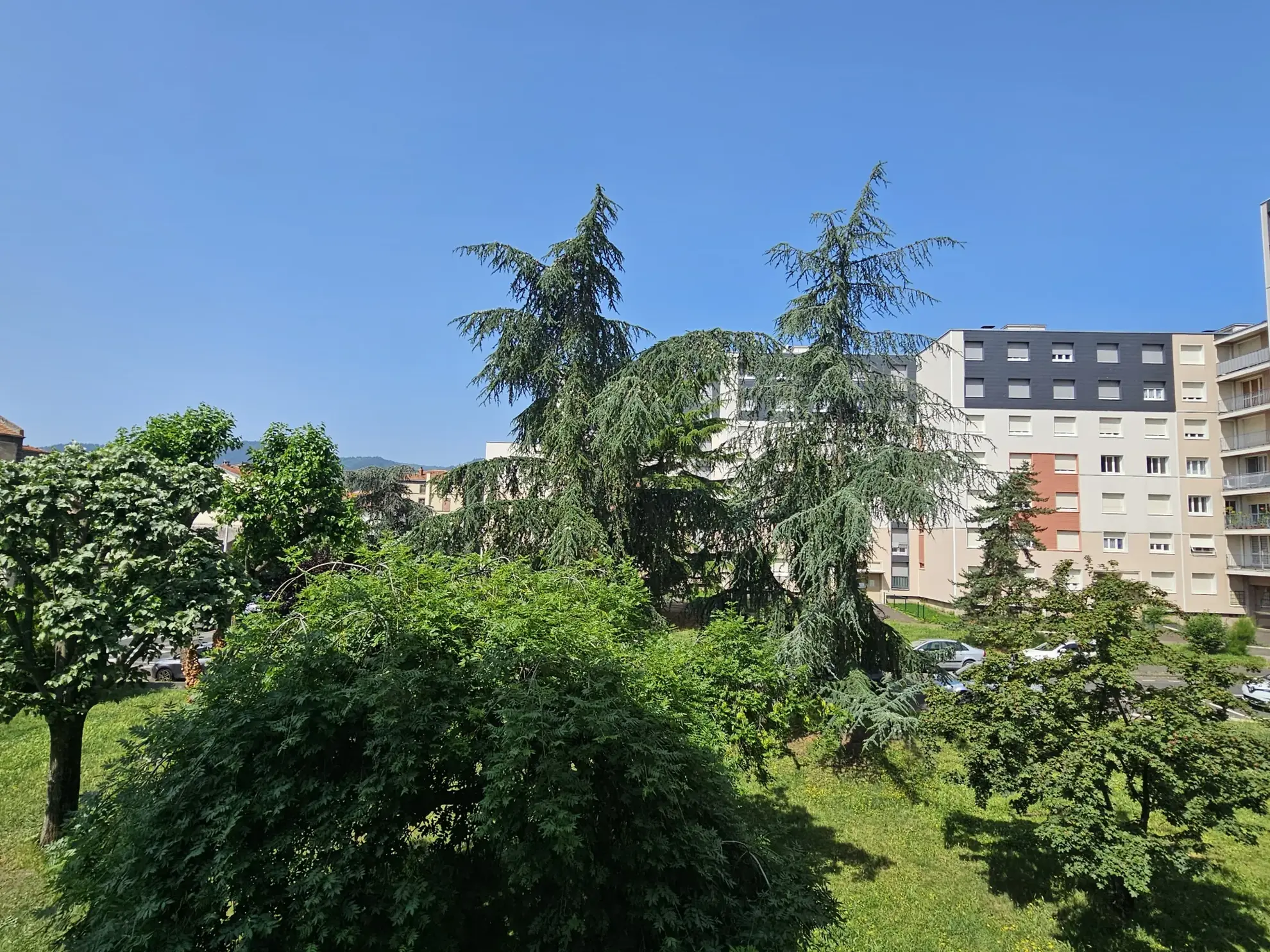 Studio à Bonnieux avec terrasse, piscine et parking privé dans le Luberon 