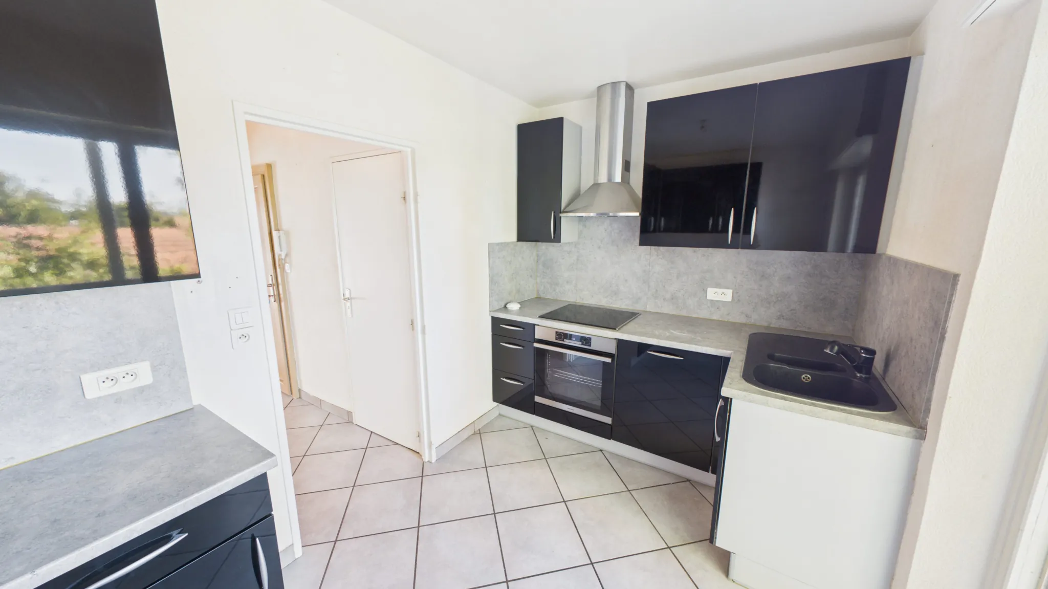 Appartement T4 à Saint-Louis de 70,06 m² avec balcon et cave 
