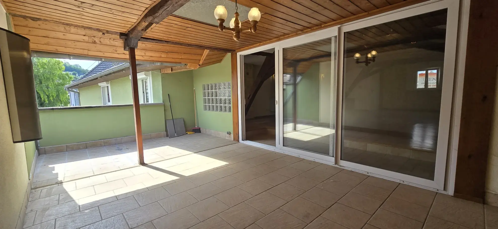 Magnifique appartement de 208 m2 à Illfurth avec grande terrasse et possibilités multiples 