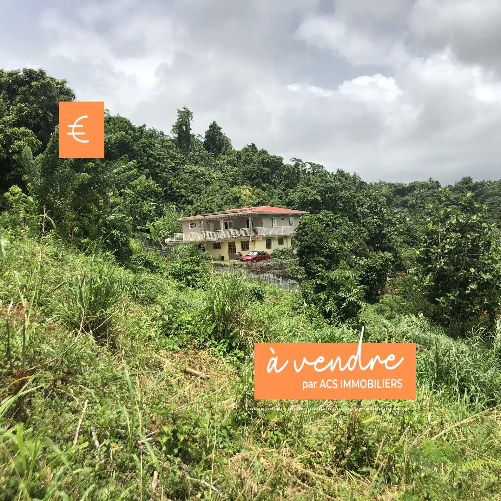 Terrain constructible de 709 m² au François, idéal pour résidence ou investissement