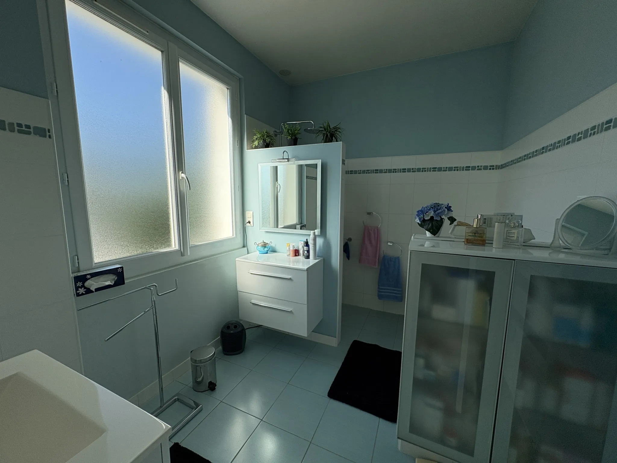 Maison à Bazas avec grand sous-sol, jardin clos et emplacement privilégié 