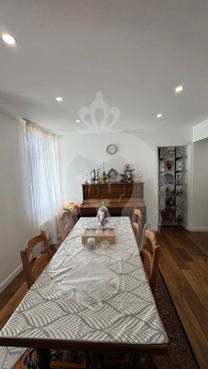 À vendre maison avec corps de ferme et dépendances à Balloy (77118) 