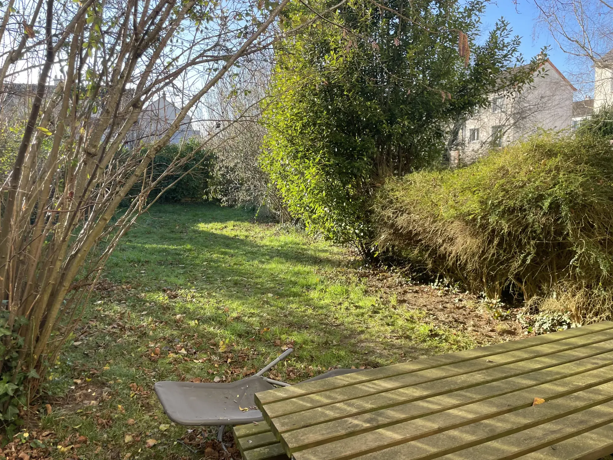 Maison à vendre avec jardin, garage et 3 chambres à Le Mans
