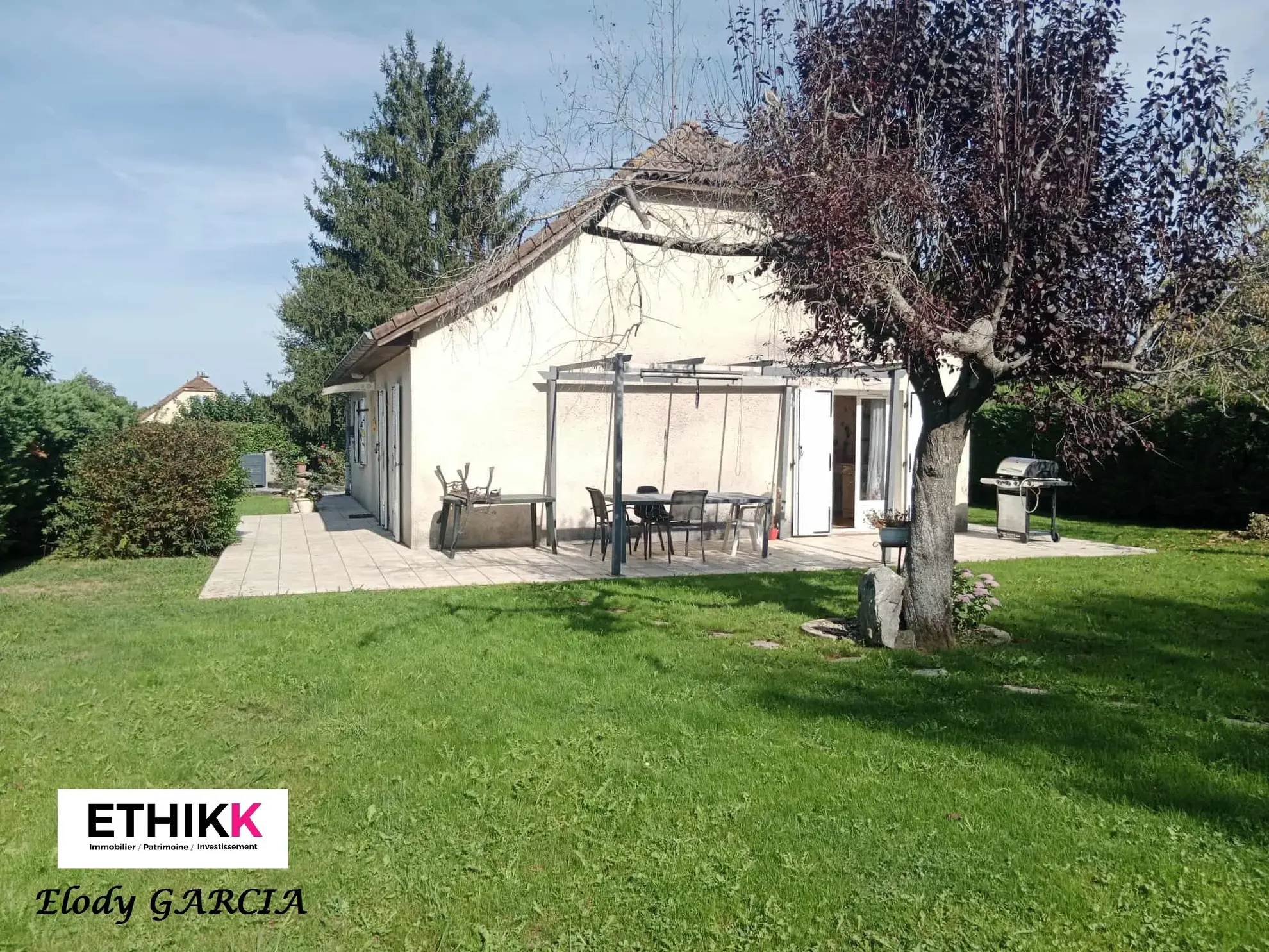 Maison de plain-pied à Arbus avec jardin et garage, proche Lescar