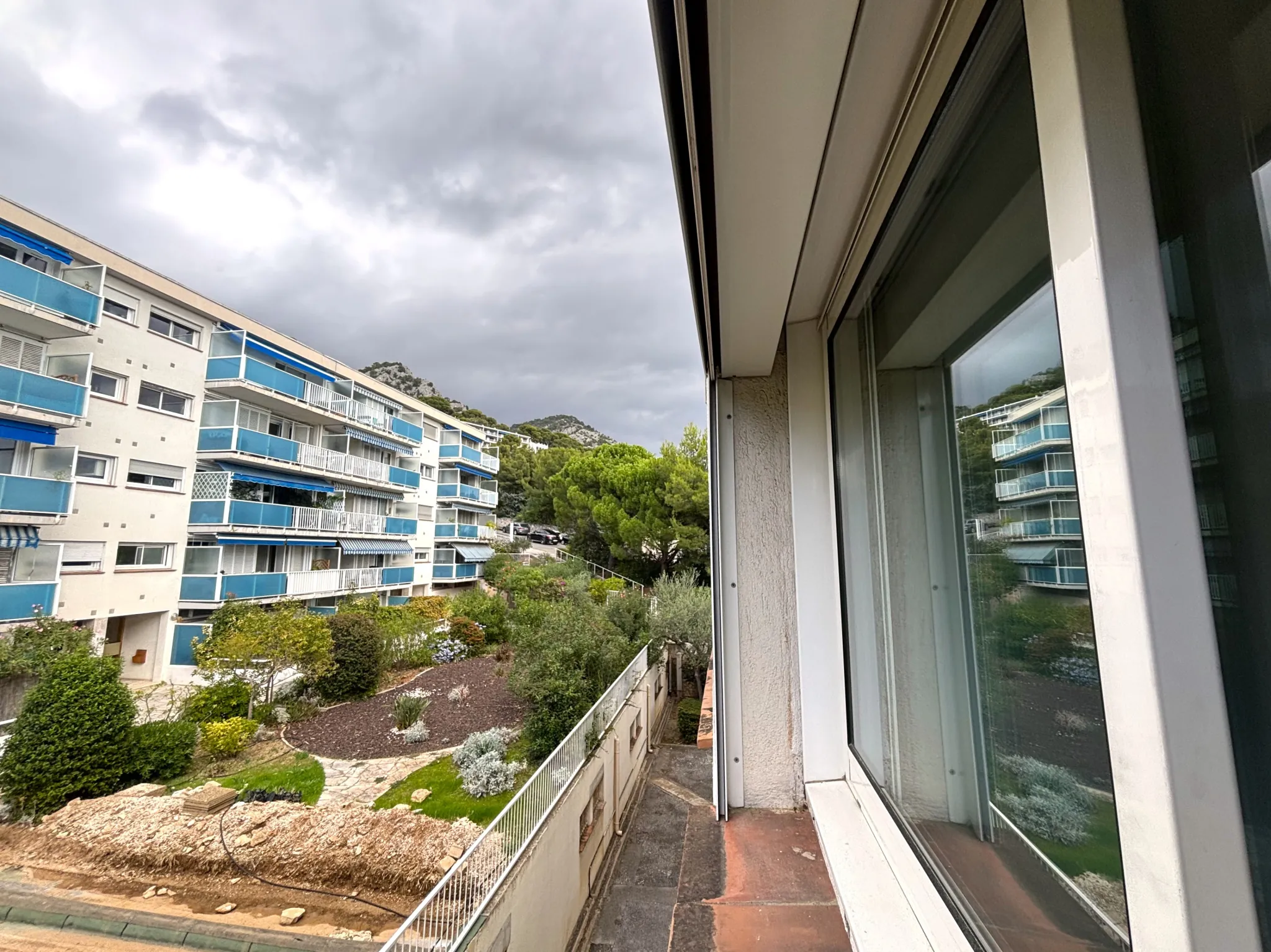 Appartement T4 avec terrasse et vue mer sur les hauteurs de Toulon Faron 