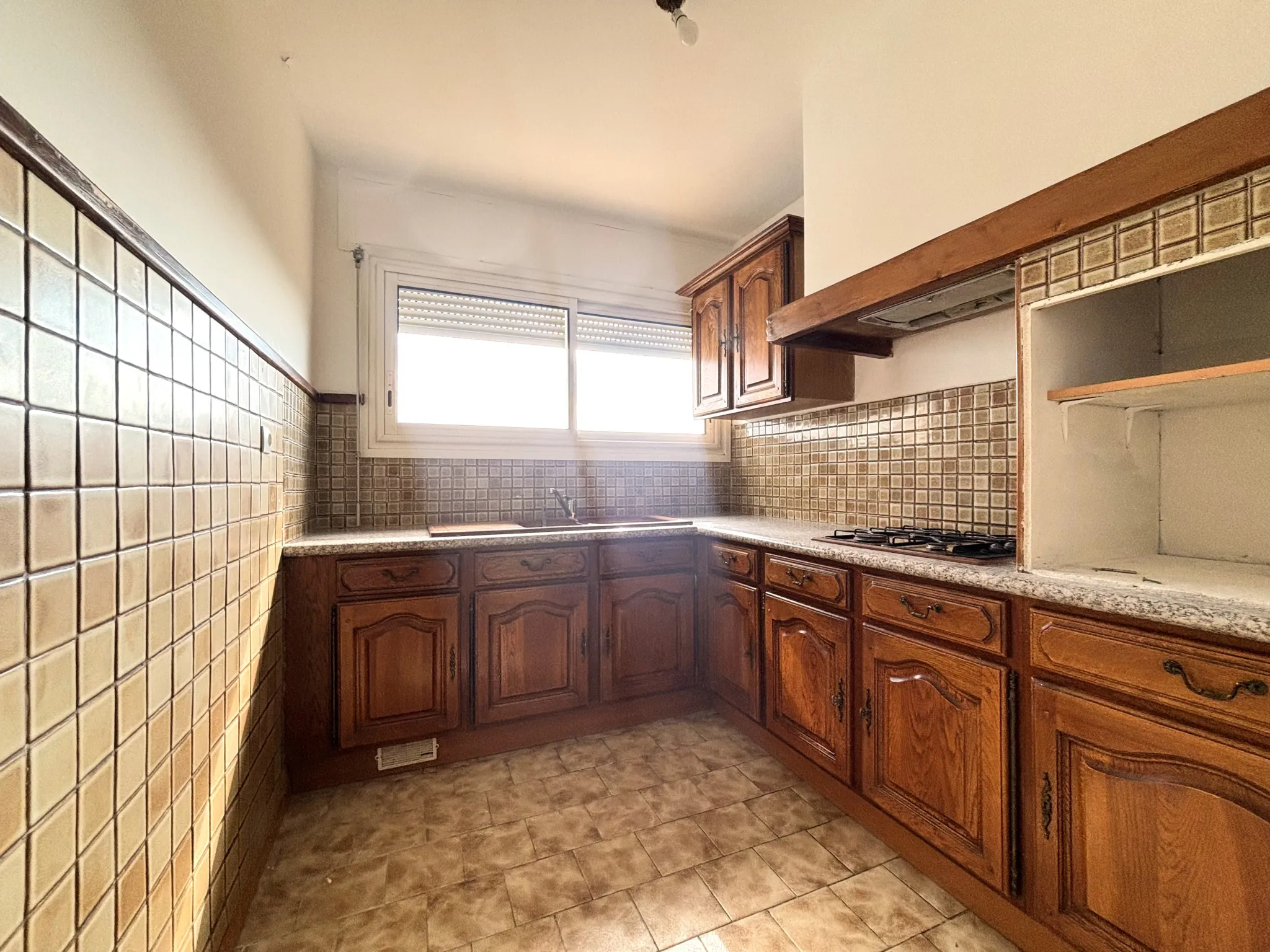 Appartement T4 avec terrasse et vue mer sur les hauteurs de Toulon Faron 