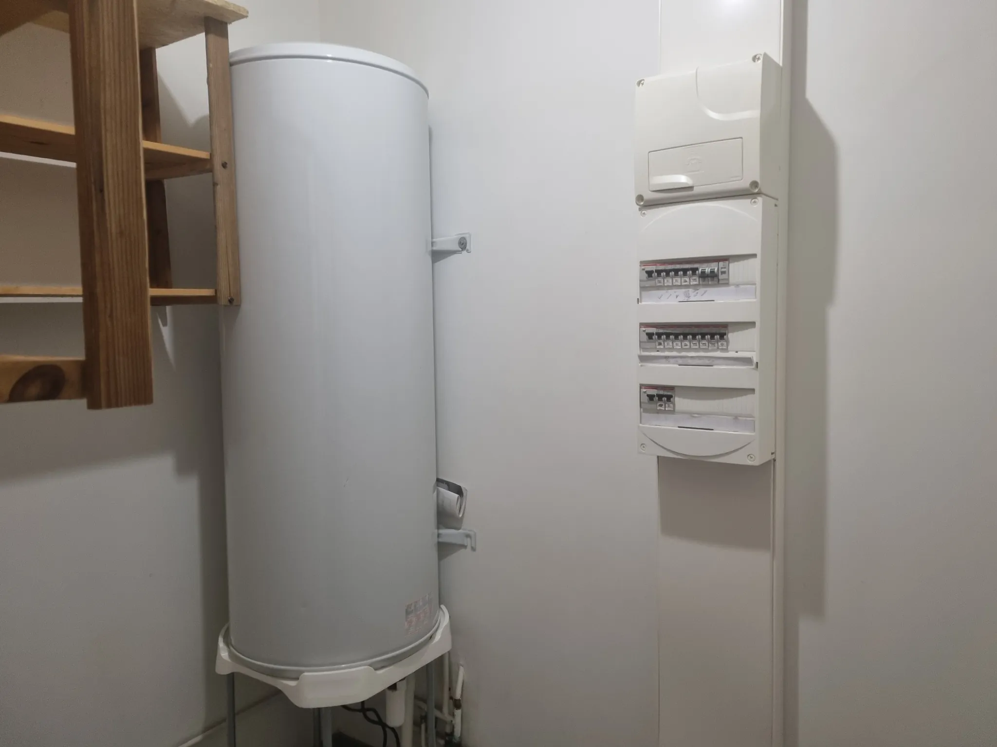 Maison de ville rénovée à Bazas de 68 m² avec 2 chambres et bureau 