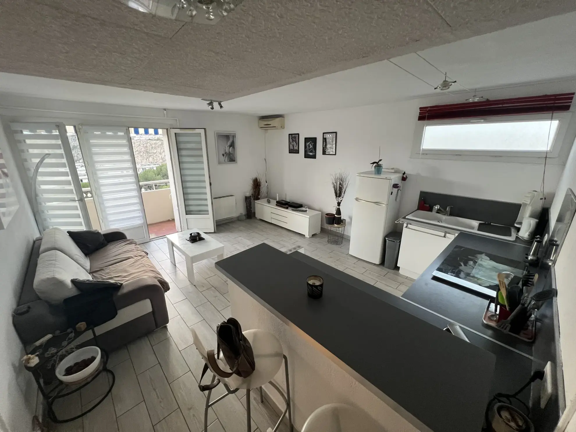 Appartement T3 de 60 m² avec balcon à Septèmes-les-Vallons en vente 