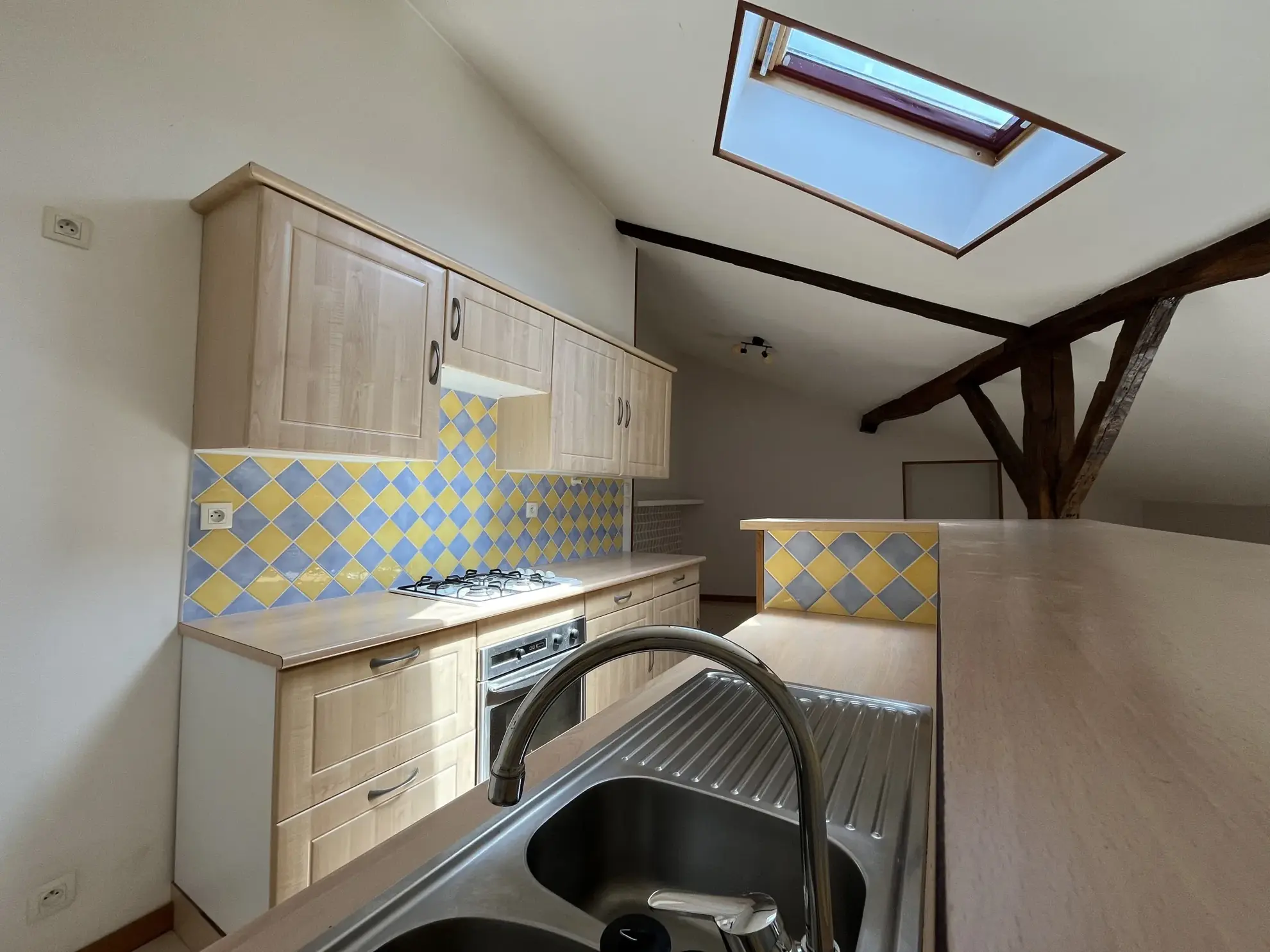 Appartement lumineux à Hasparren – 48 m², 2 chambres, dernier étage 