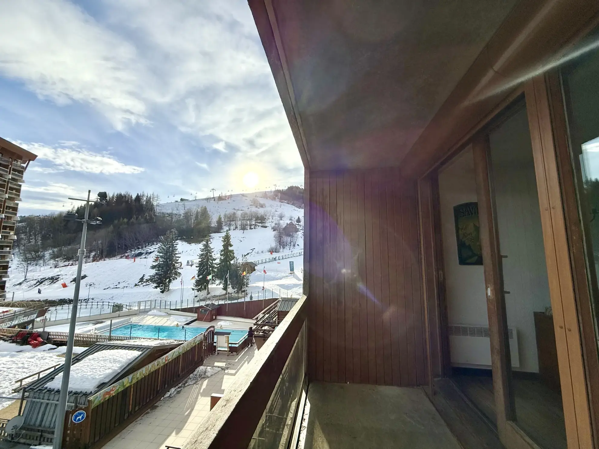 Appartement spacieux avec 3 terrasses au Corbier, proche pistes dans le Domaine des Sybelles