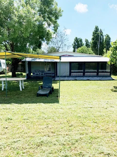 Terrain de Loisirs de 993 m² avec Mobil-home et Caravanes à Saint Georges d'Oleron 