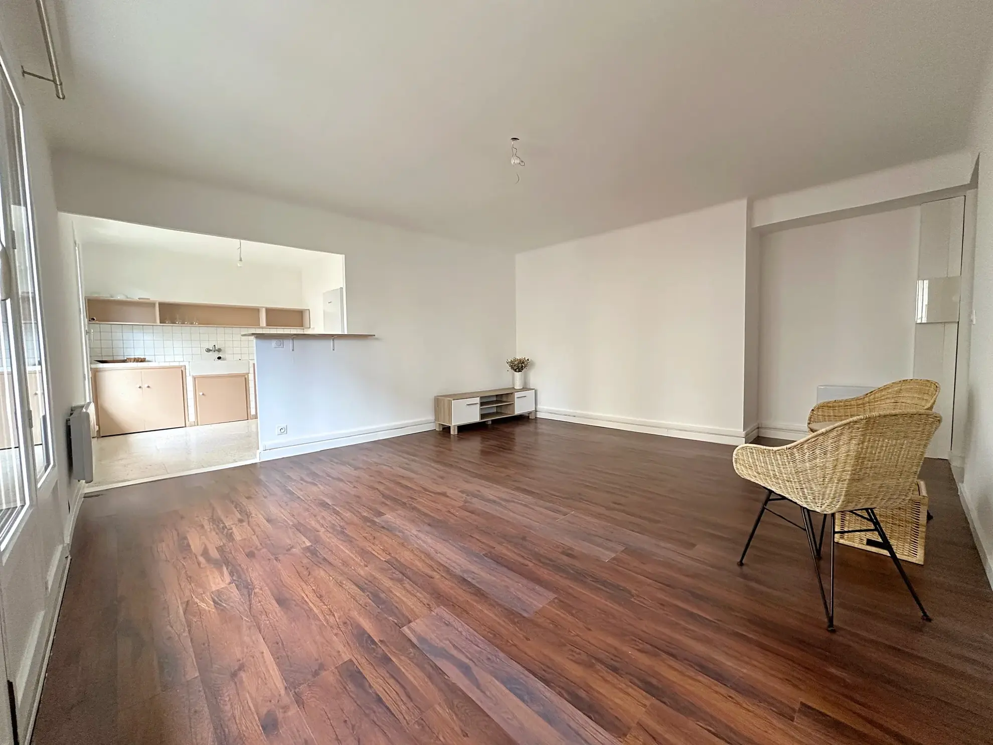 Appartement rénové de 2 pièces à Perpignan centre-ville avec cave et balcon