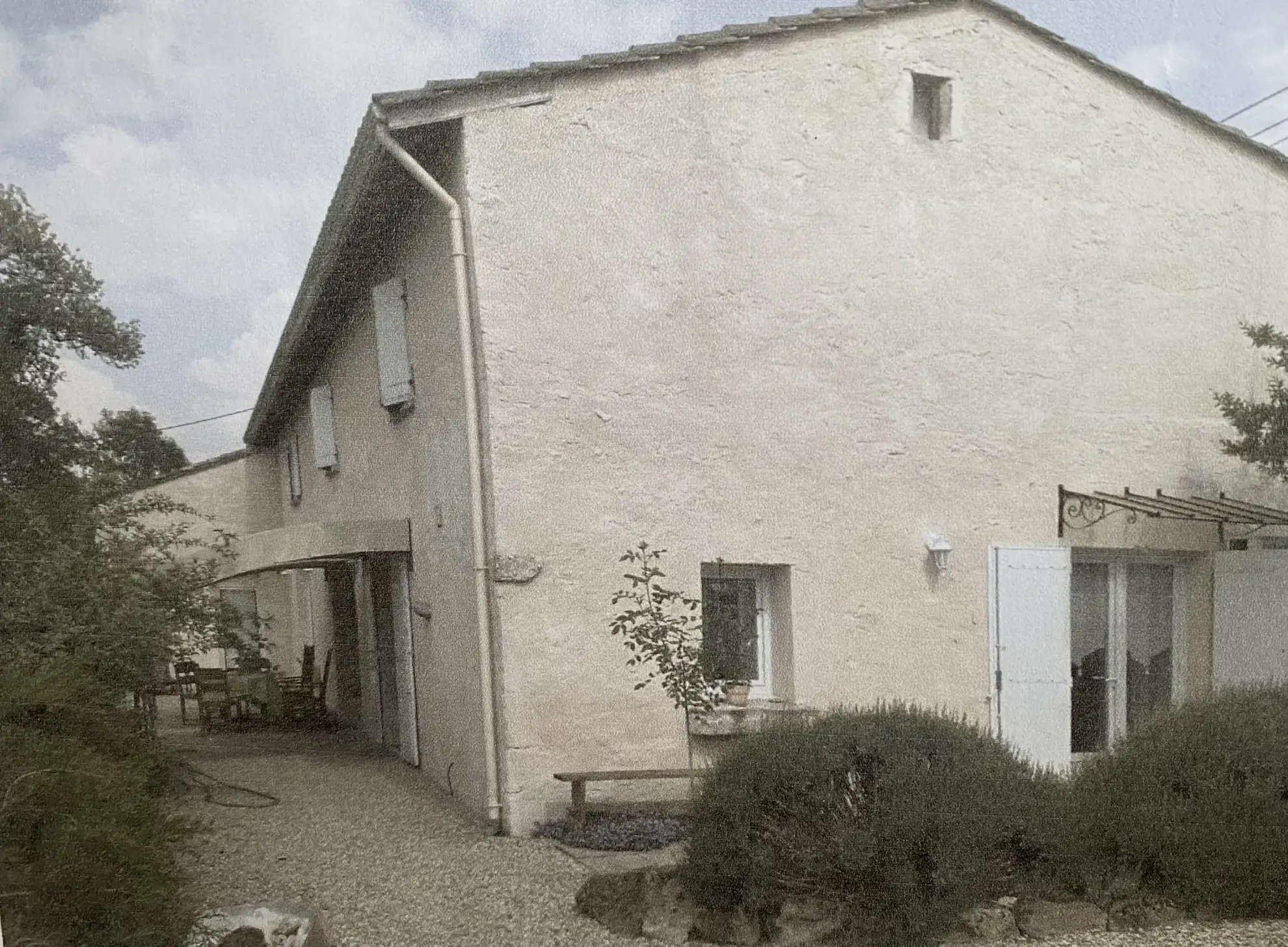 Maison ancienne de 195 m² avec jardin à Sauveterre-de-Guyenne près de La Reole 