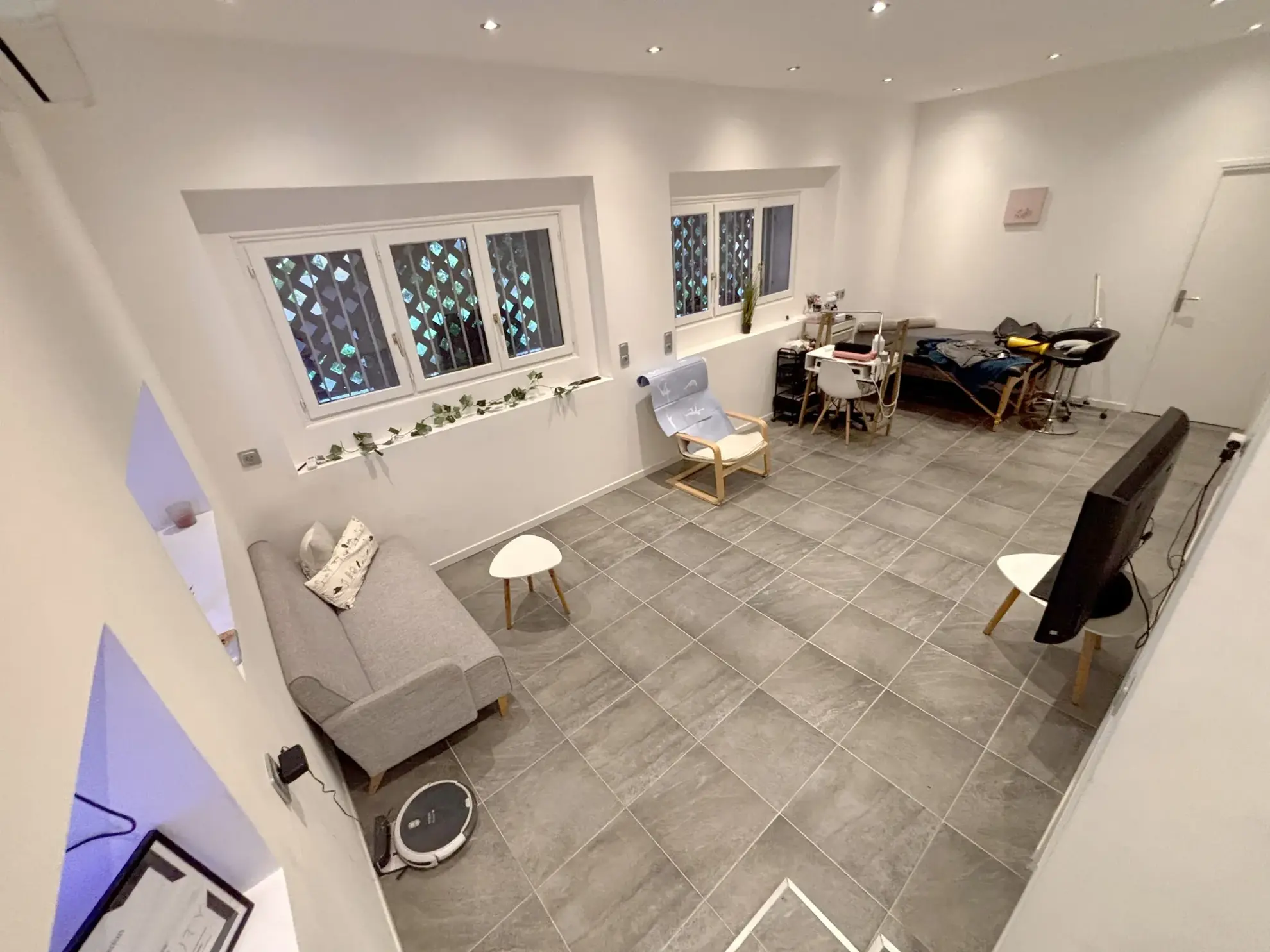 Fonds de commerce vente de produits de vape à La Trinité, emplacement numéro 1 