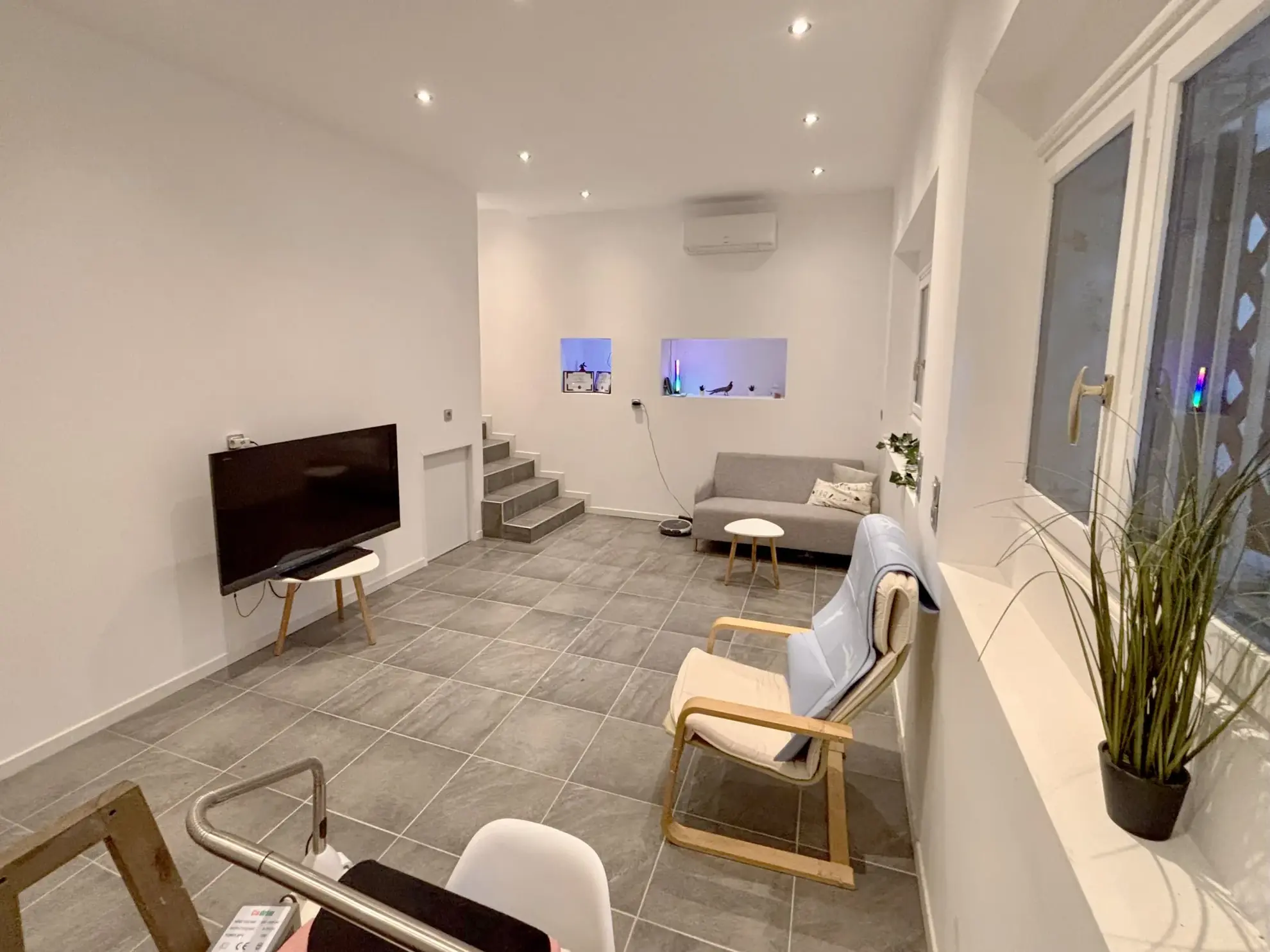 Fonds de commerce vente de produits de vape à La Trinité, emplacement numéro 1 