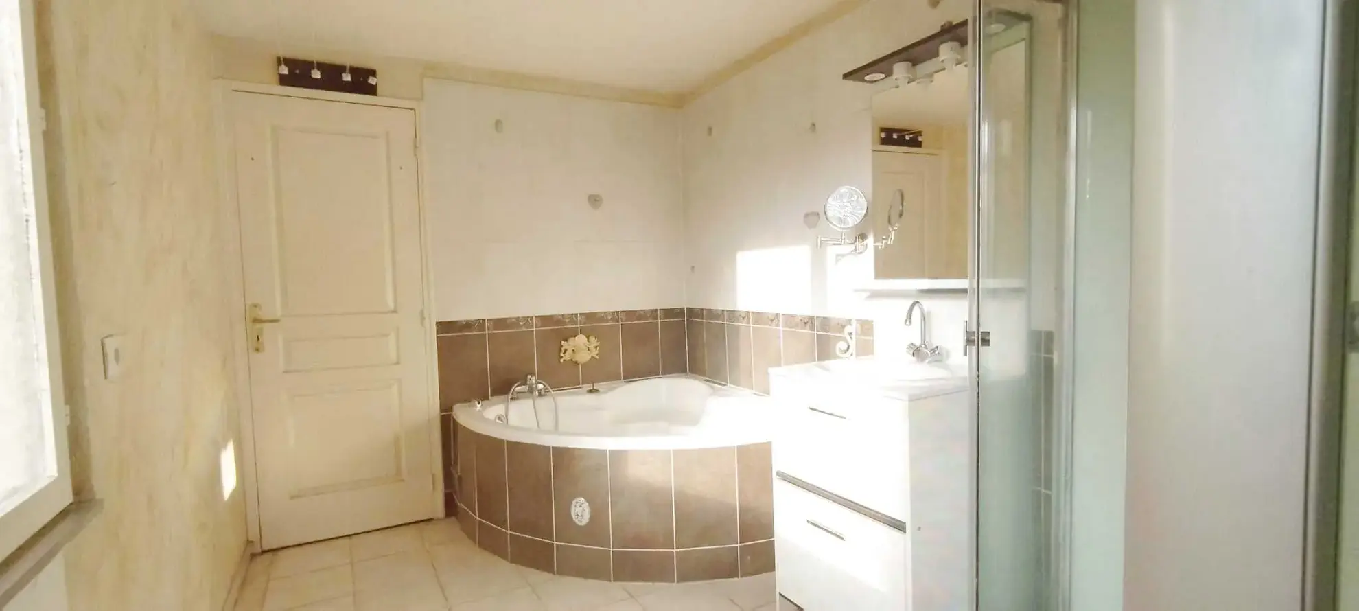 Maison de ville en lisière de forêt à Mouy - 125 m² avec terrasse et jardin 