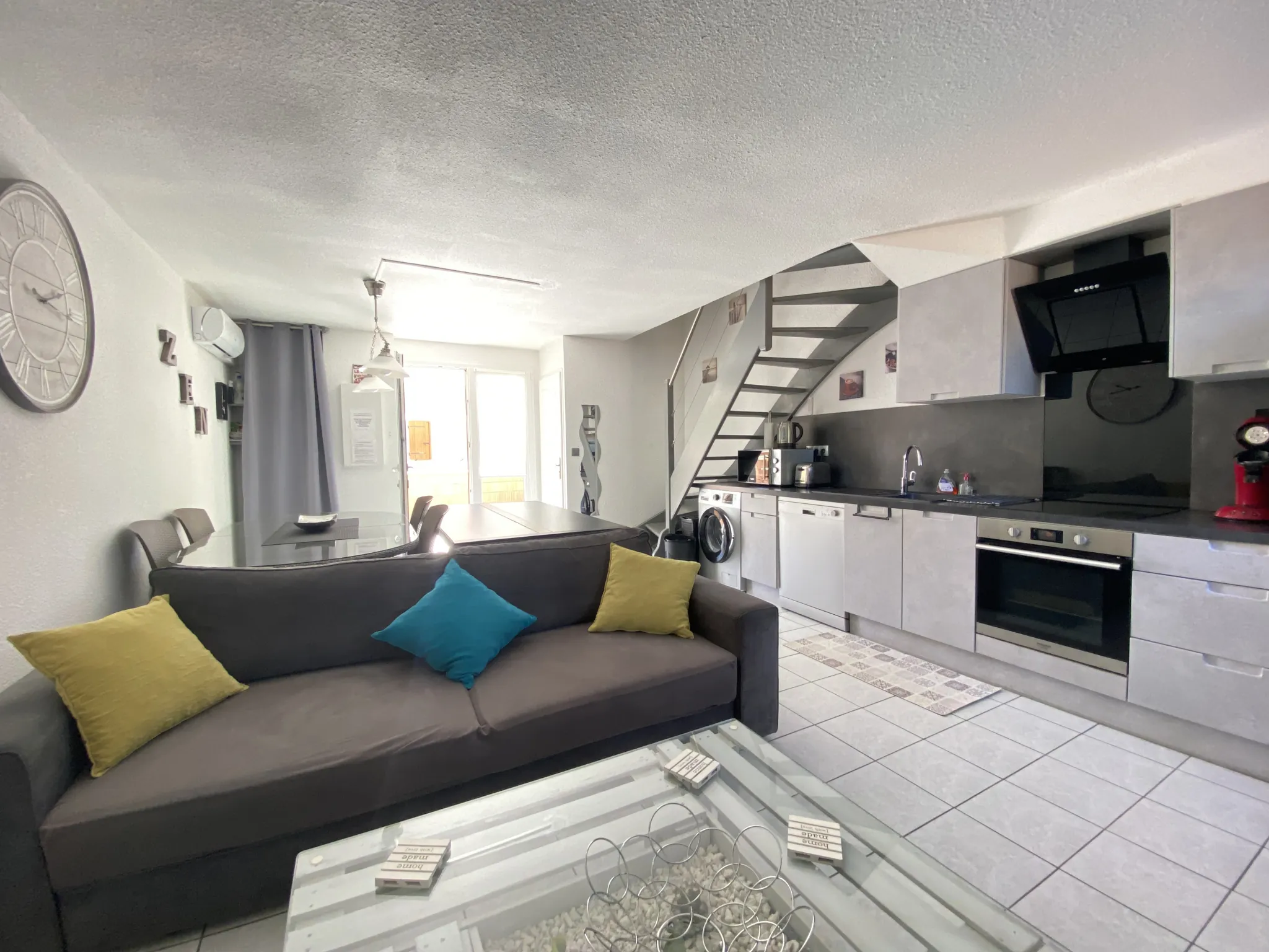 Superbe maison 3 pièces à Vias Plage avec piscine et garage 