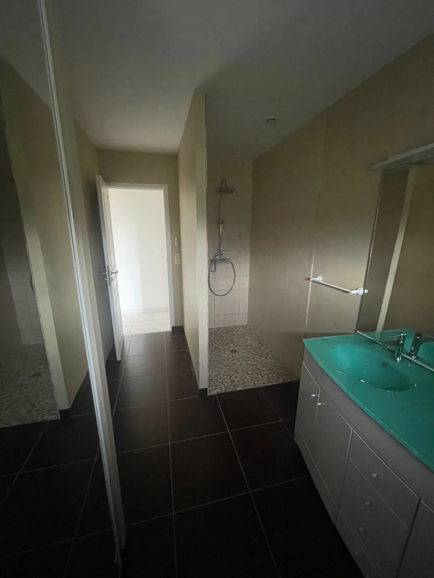 Maison récente 6 chambres avec grande terrasse à Mesnil Saint Loup 