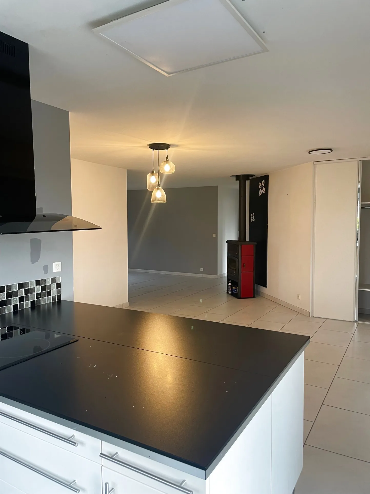 Maison récente 6 chambres avec grande terrasse à Mesnil Saint Loup 