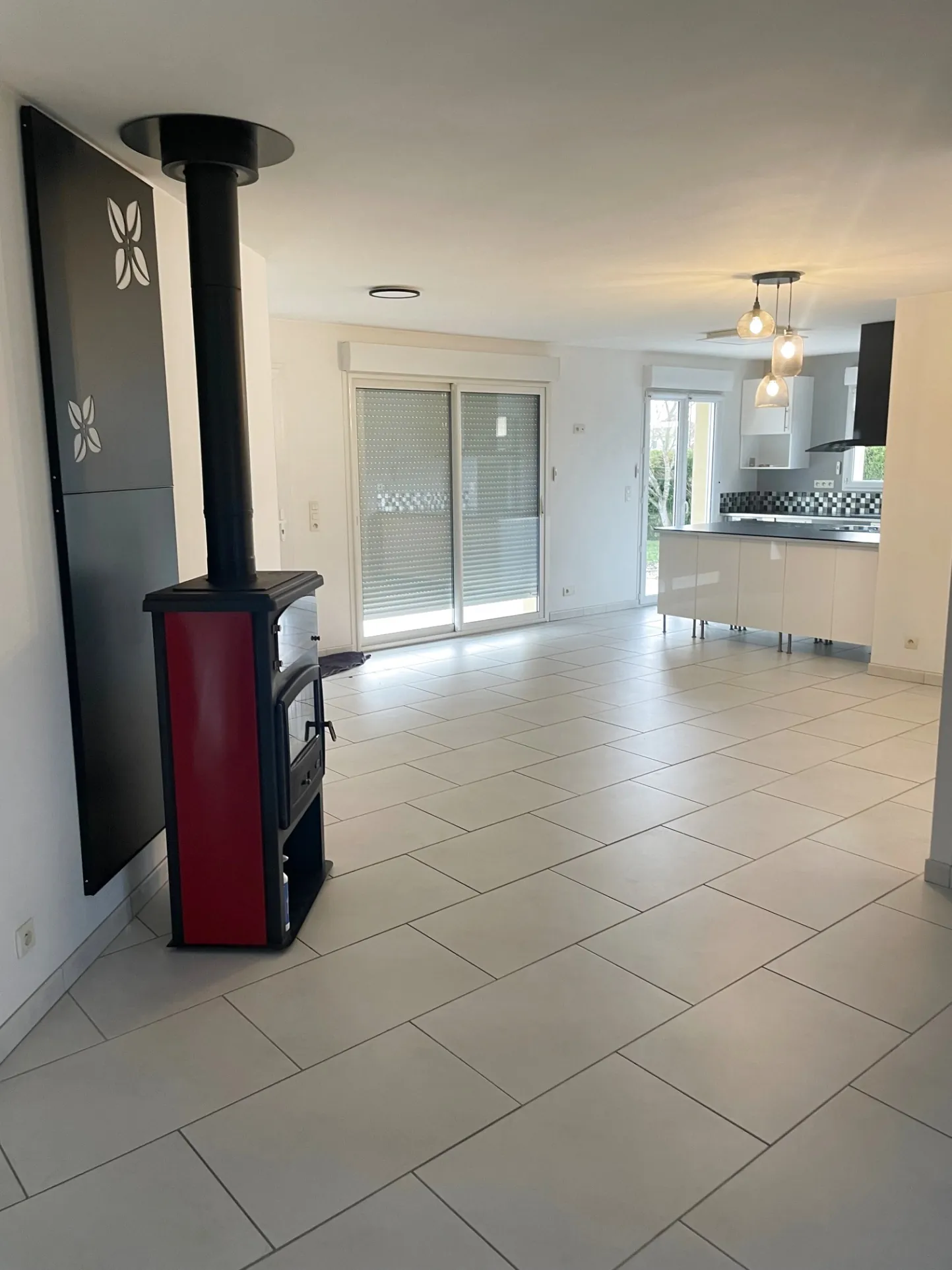 Maison récente 6 chambres avec grande terrasse à Mesnil Saint Loup 