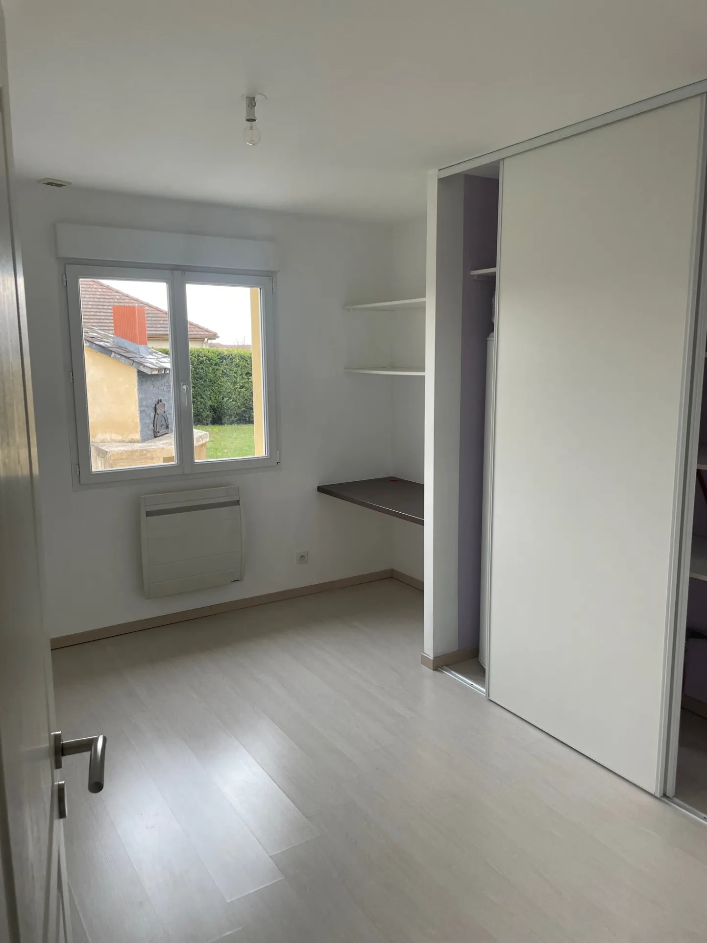 Maison récente 6 chambres avec grande terrasse à Mesnil Saint Loup 