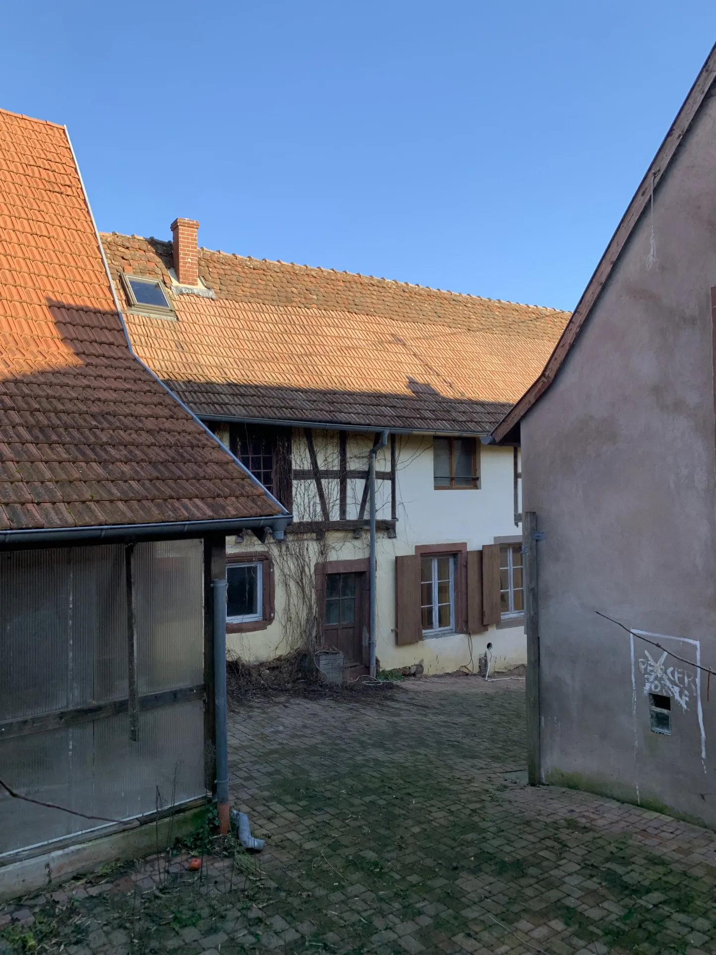 À vendre ensemble de deux maisons de village à Saint-Jean-Saverne - Surface totale 194 m² 