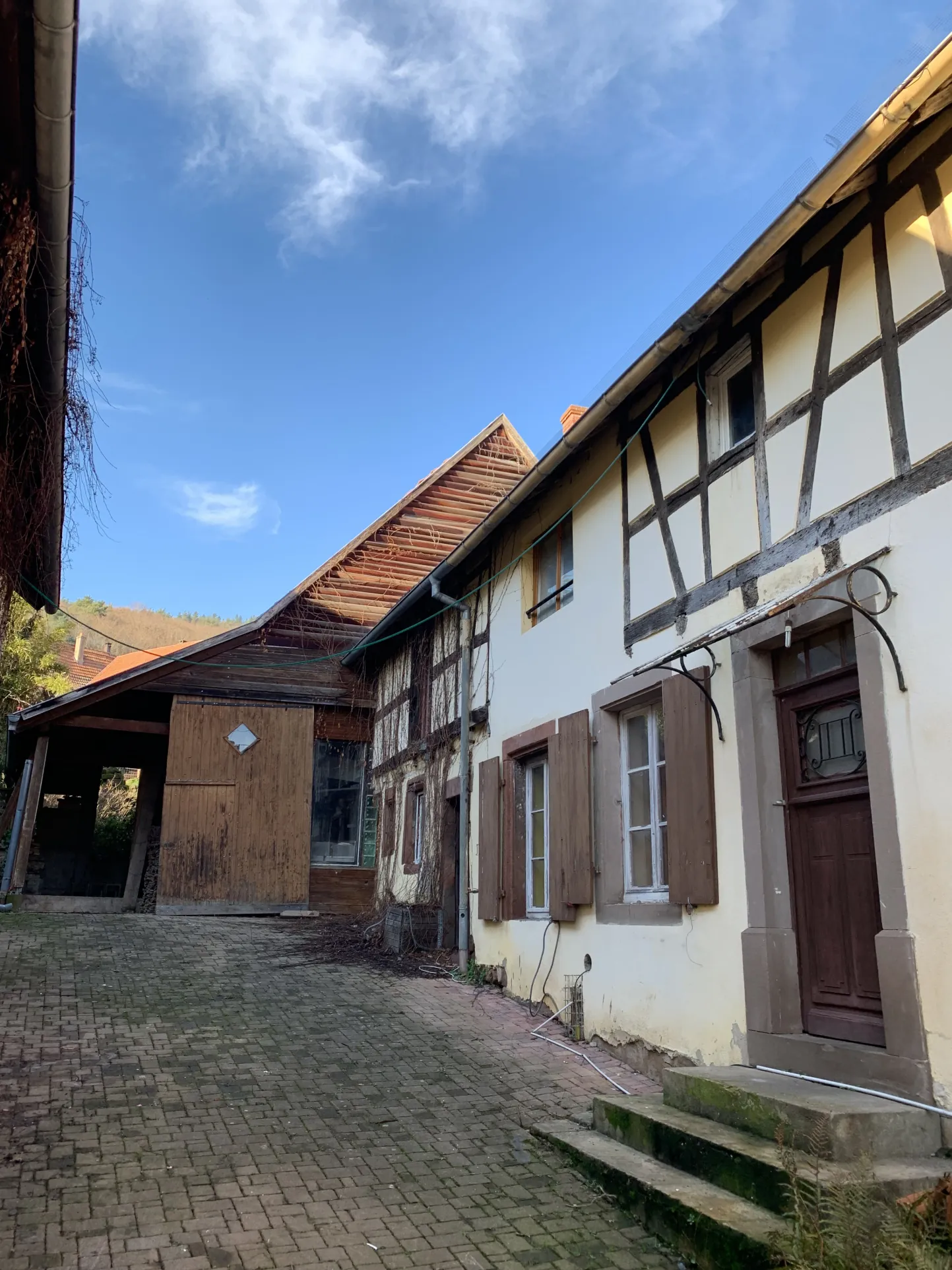 À vendre ensemble de deux maisons de village à Saint-Jean-Saverne - Surface totale 194 m² 