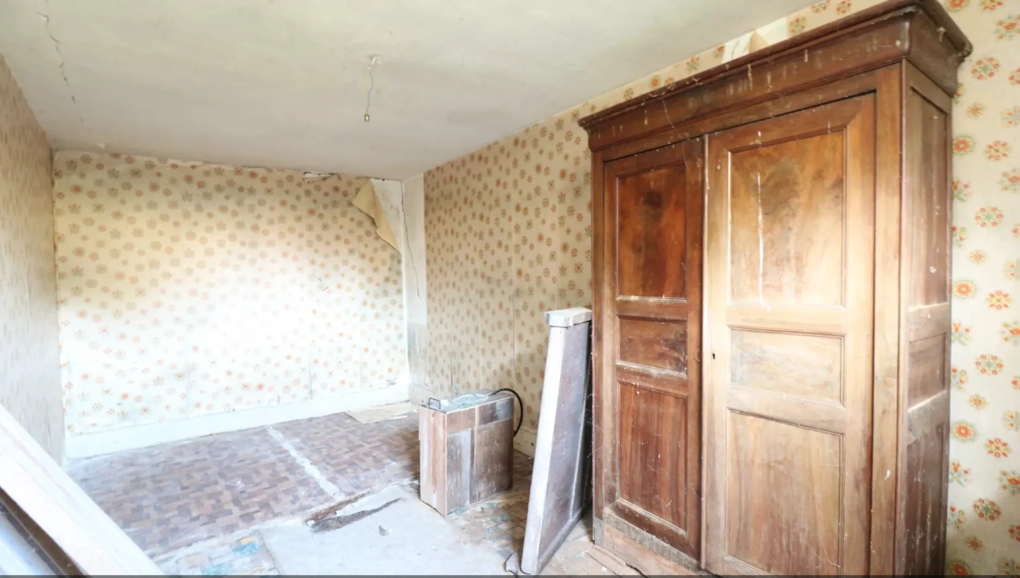 Longère avec étang et 3,7 hectares à vendre à La Guerche-sur-l'Aubois 