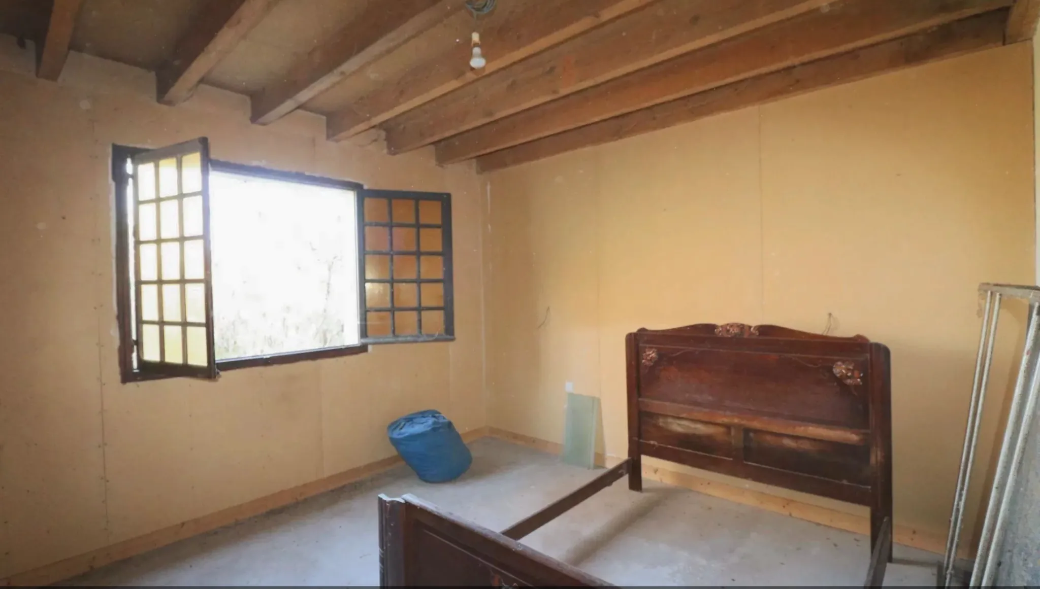 Longère avec étang et 3,7 hectares à vendre à La Guerche-sur-l'Aubois 