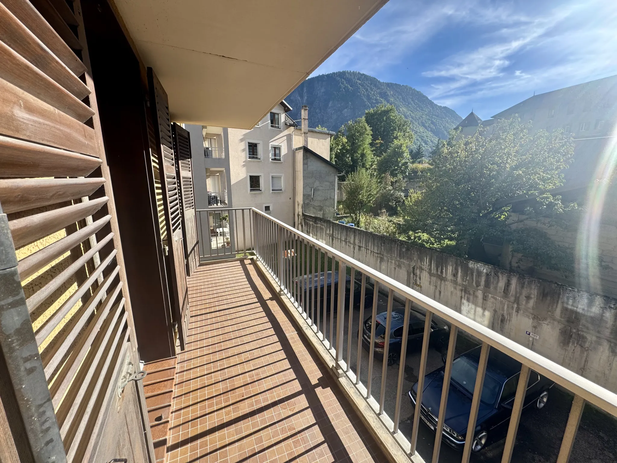 Appartement T3 avec garage, balcon et cave à Saint-Jean-de-Maurienne 