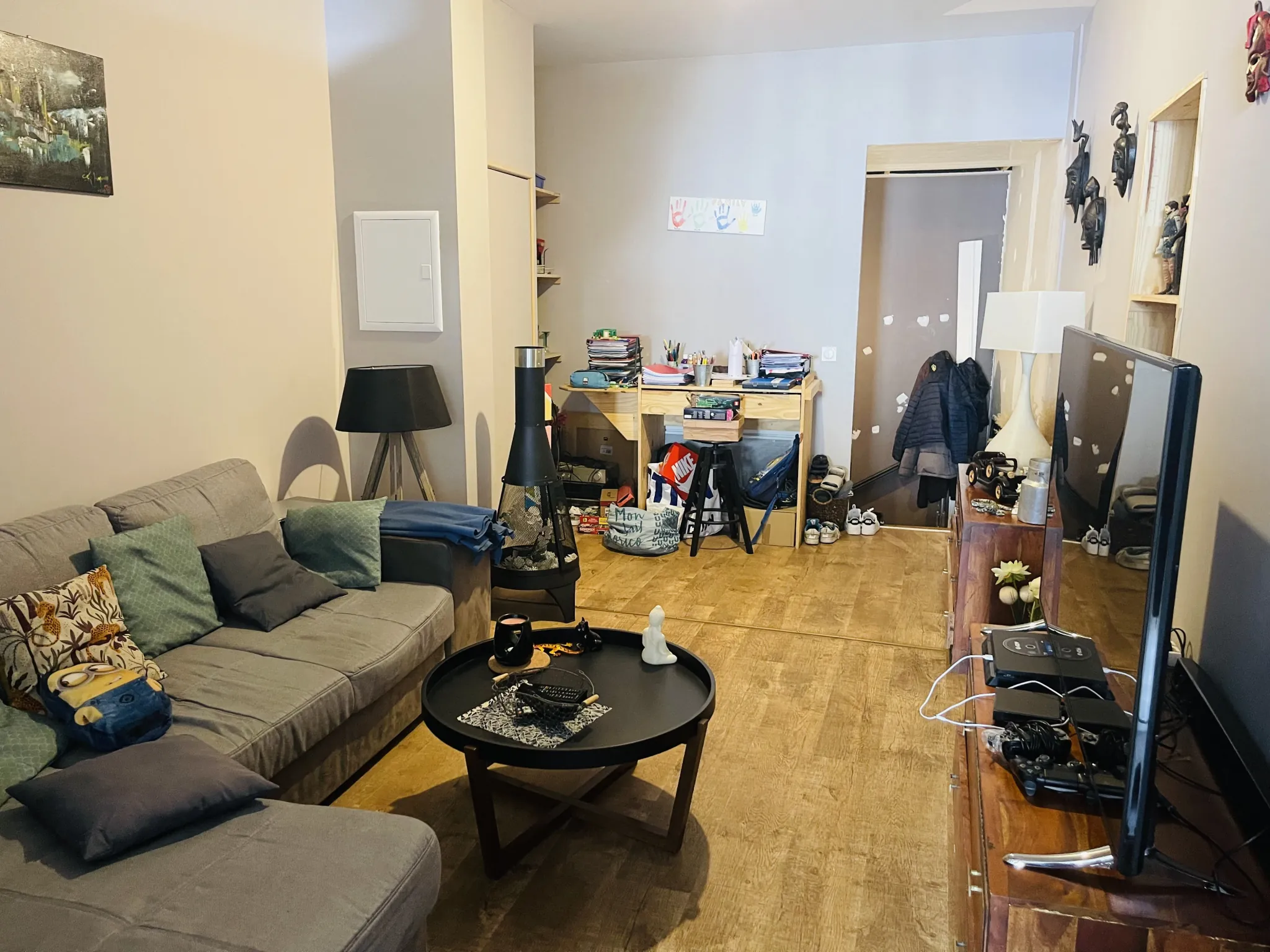 Maison rénovée avec local commercial au centre de Limoux, opportunité d'investissement 