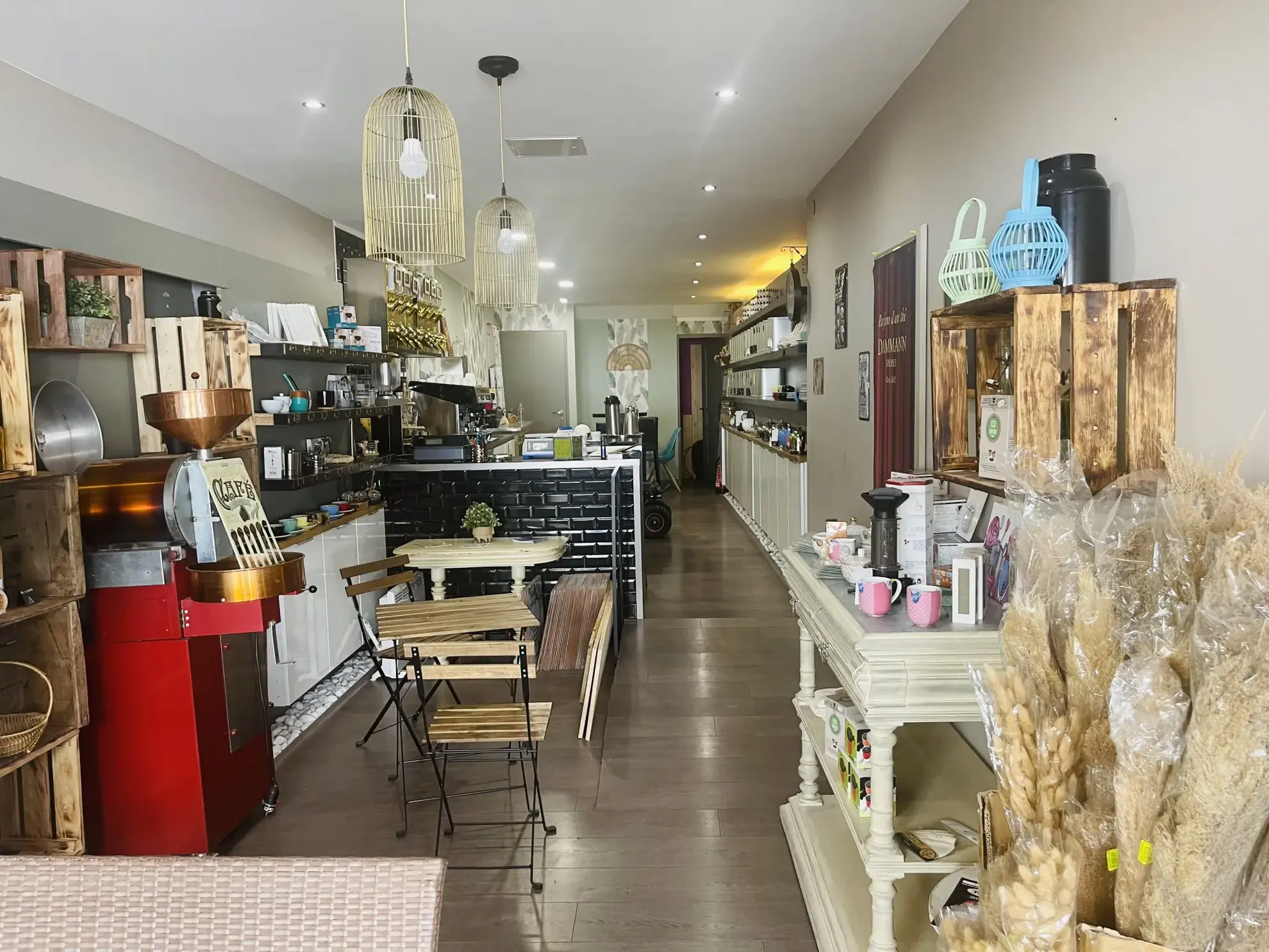 Maison avec local commercial en vente au centre de Limoux – Opportunité d’investissement