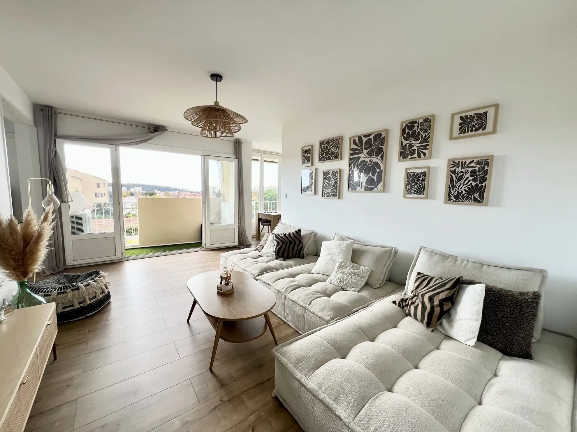 Appartement T4 lumineux avec balcon et stationnement au centre de La Valette du Var 