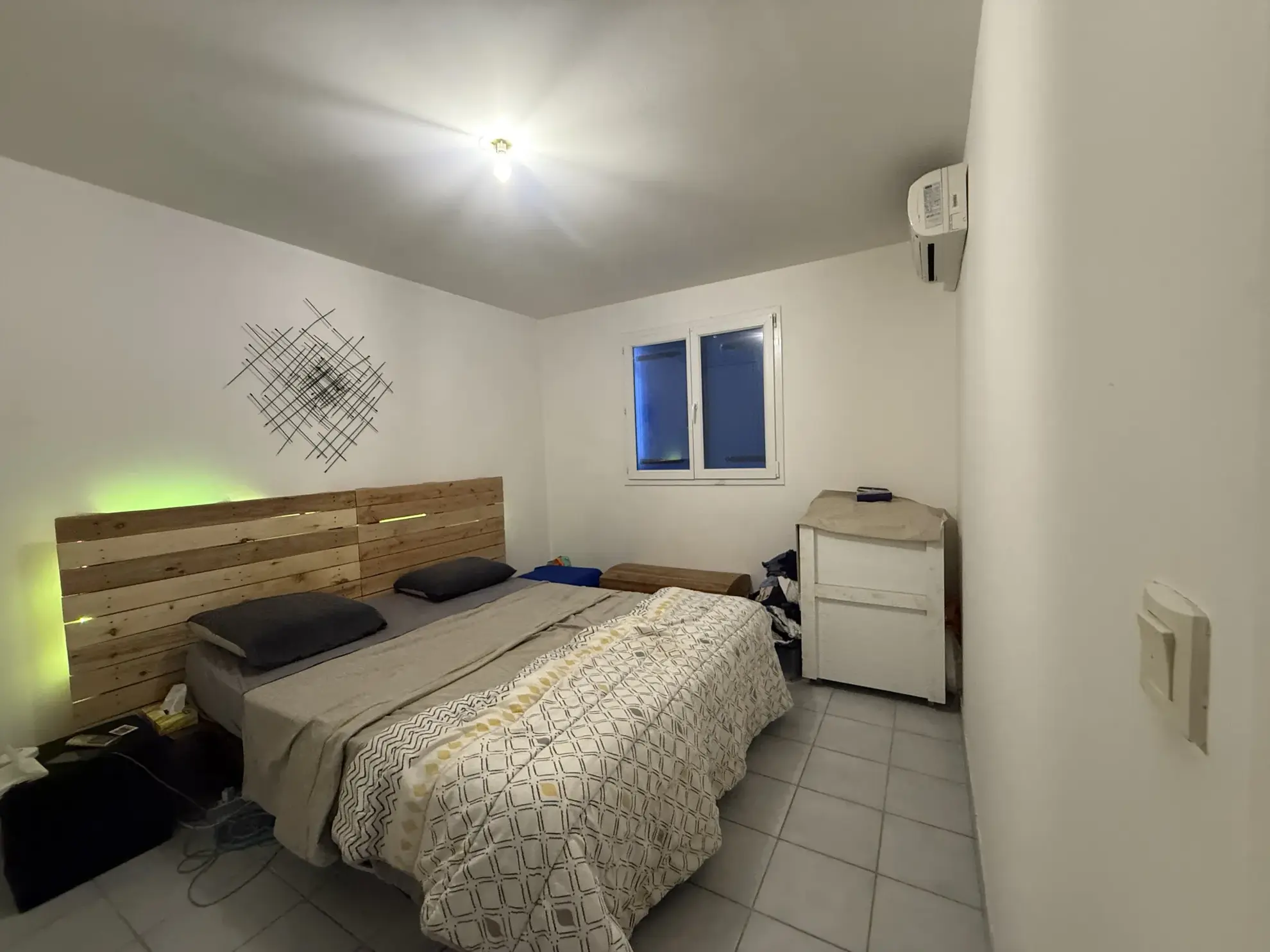 Appartement F3 à vendre à Schoelcher avec locataire en place, vue dégagée 