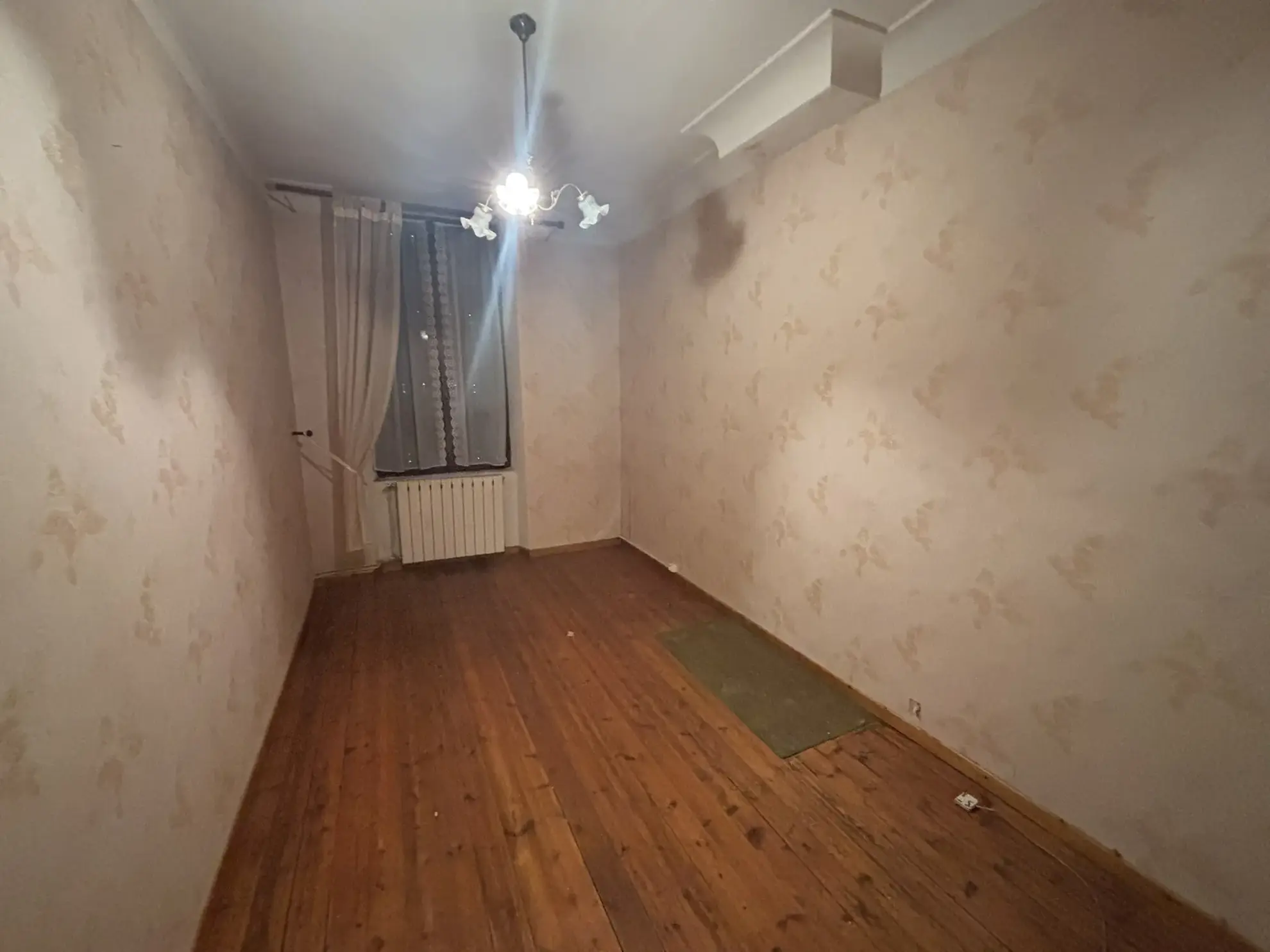 Maison de village à rénover avec jardin et garage au cœur de Buis-les-Baronnies 