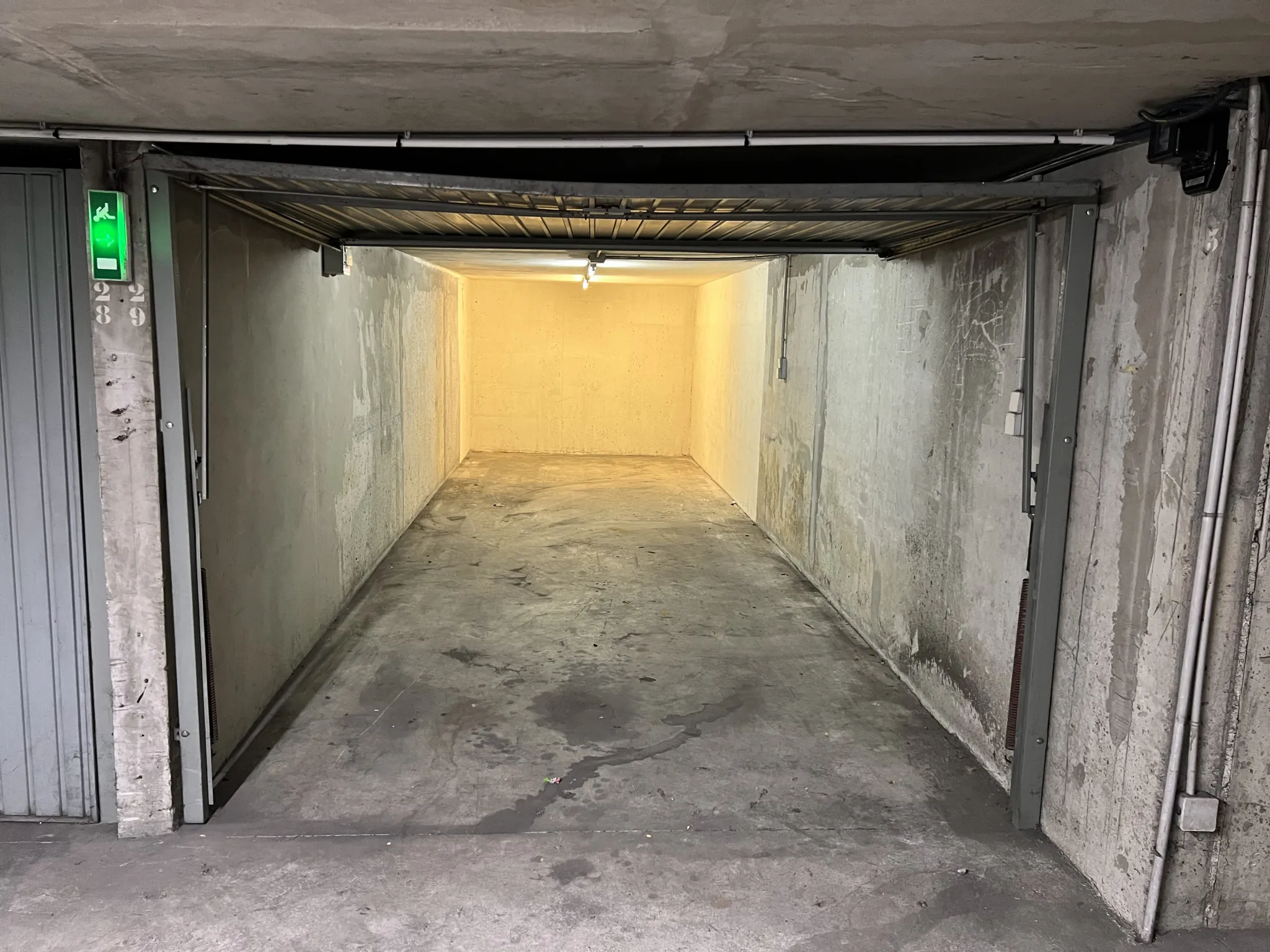 Garage double à vendre à Annemasse – 24 m², emplacement idéal