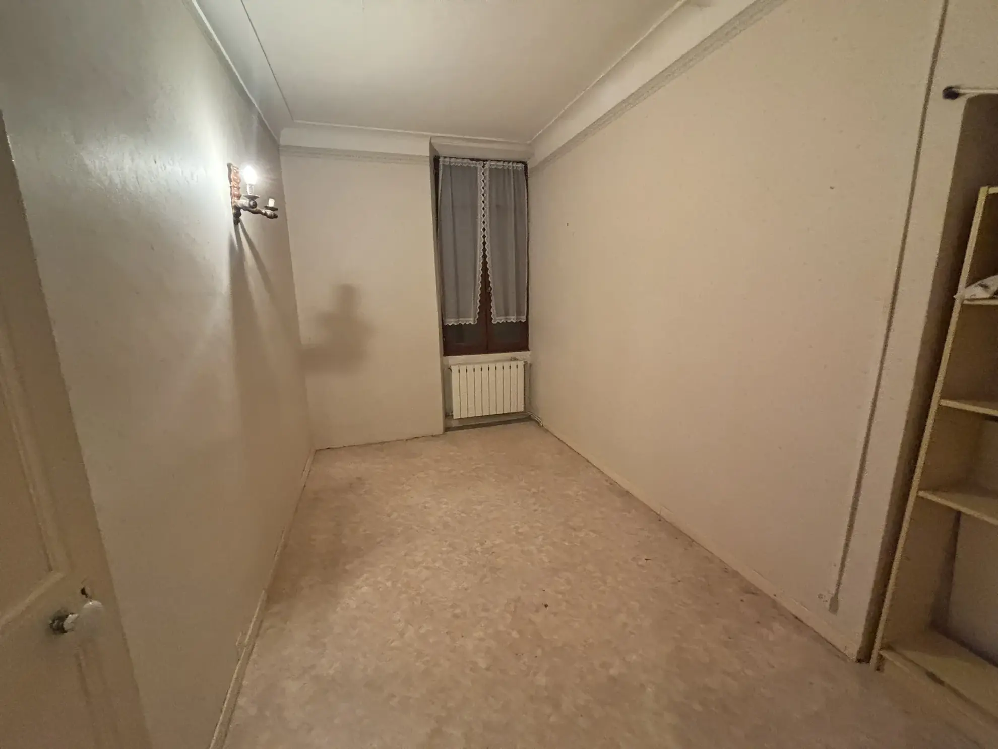 Maison de village à rénover avec jardin et garage au cœur de Buis-les-Baronnies 